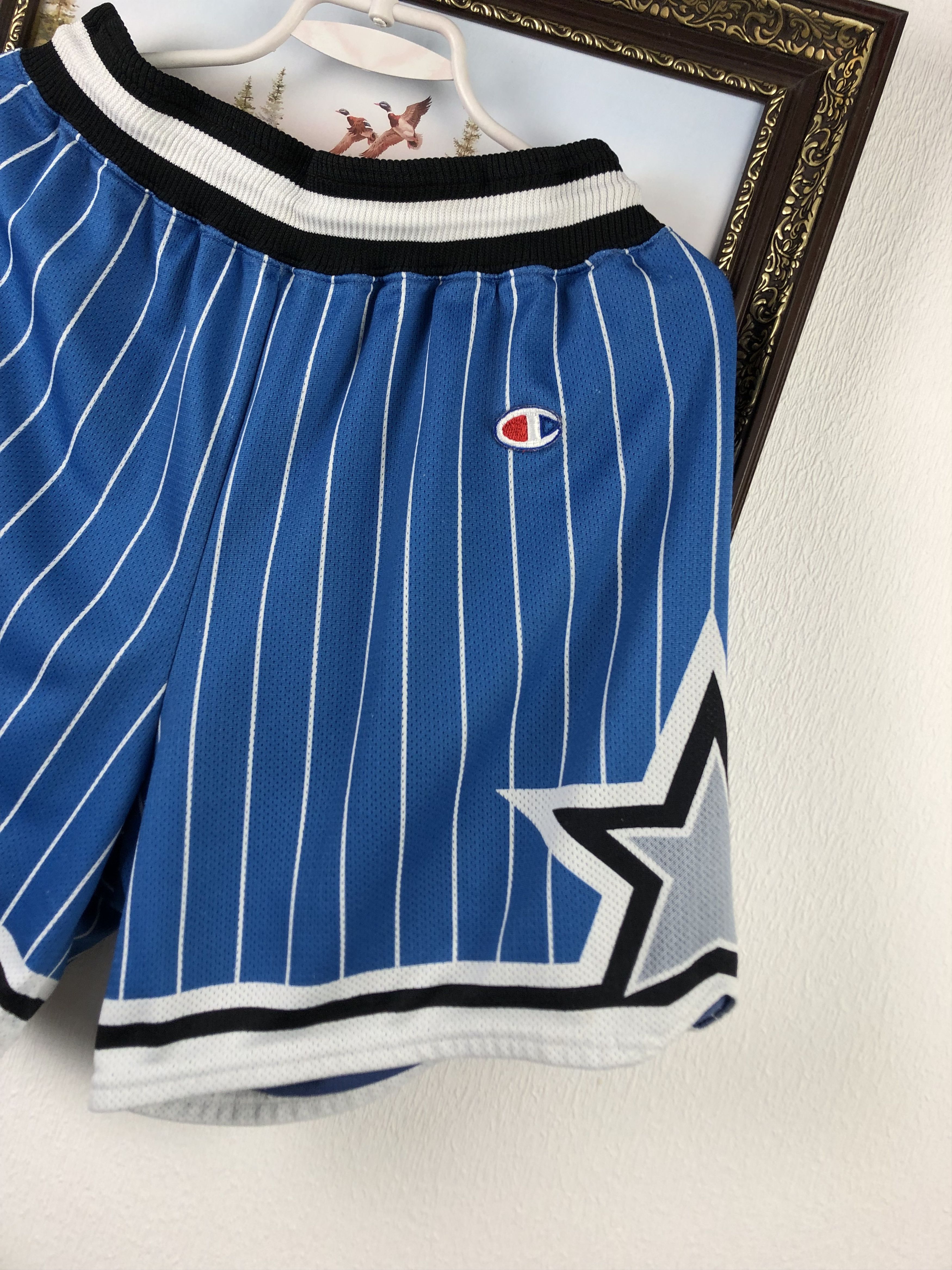 NBA Vintage Orlando Magic Champion Shorts NBA Mens Rare Size US 34 / EU 50 - 3 Thumbnail