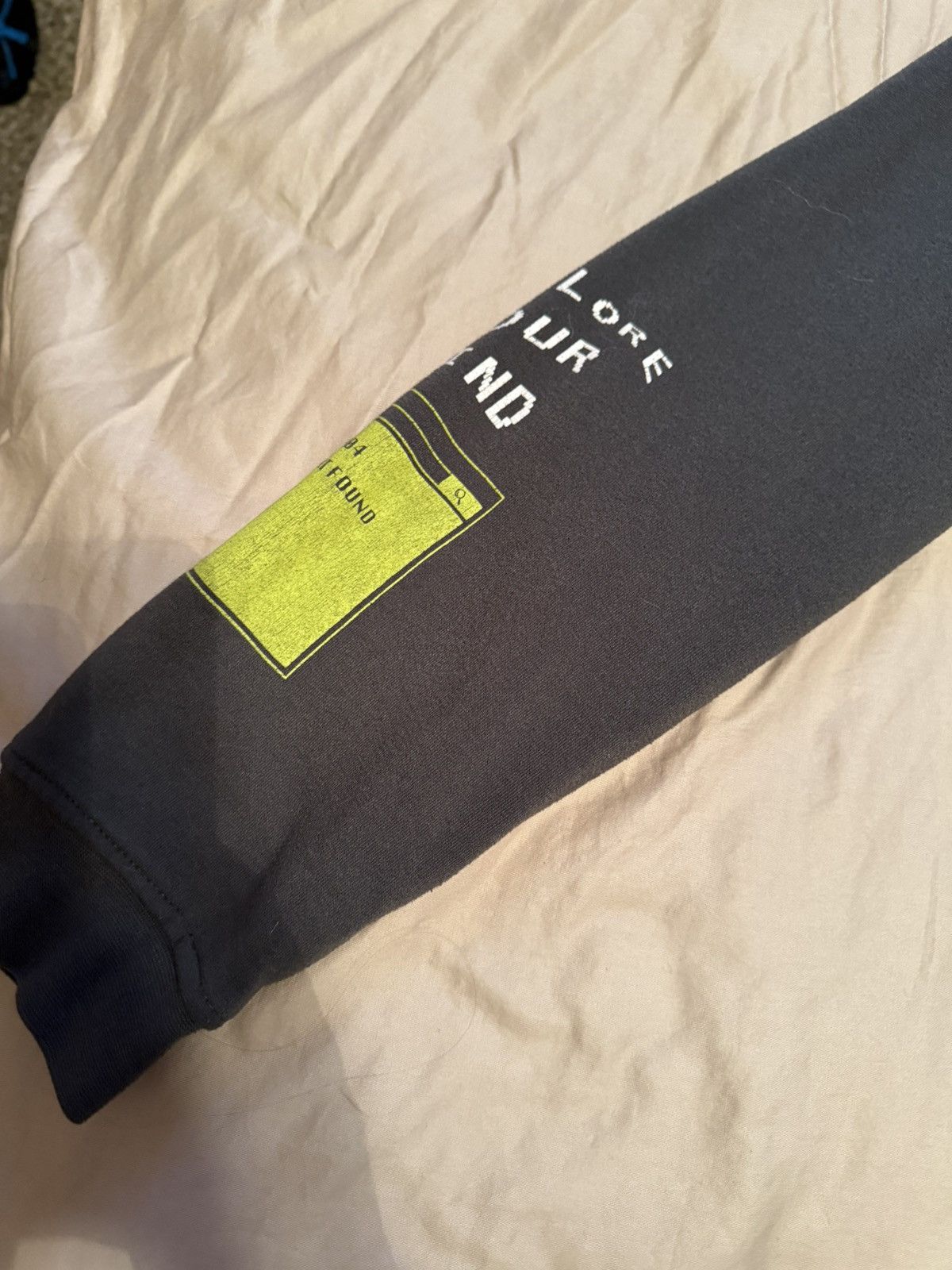 Other Error Hoodie Size US L / EU 52-54 / 3 - 4 Thumbnail