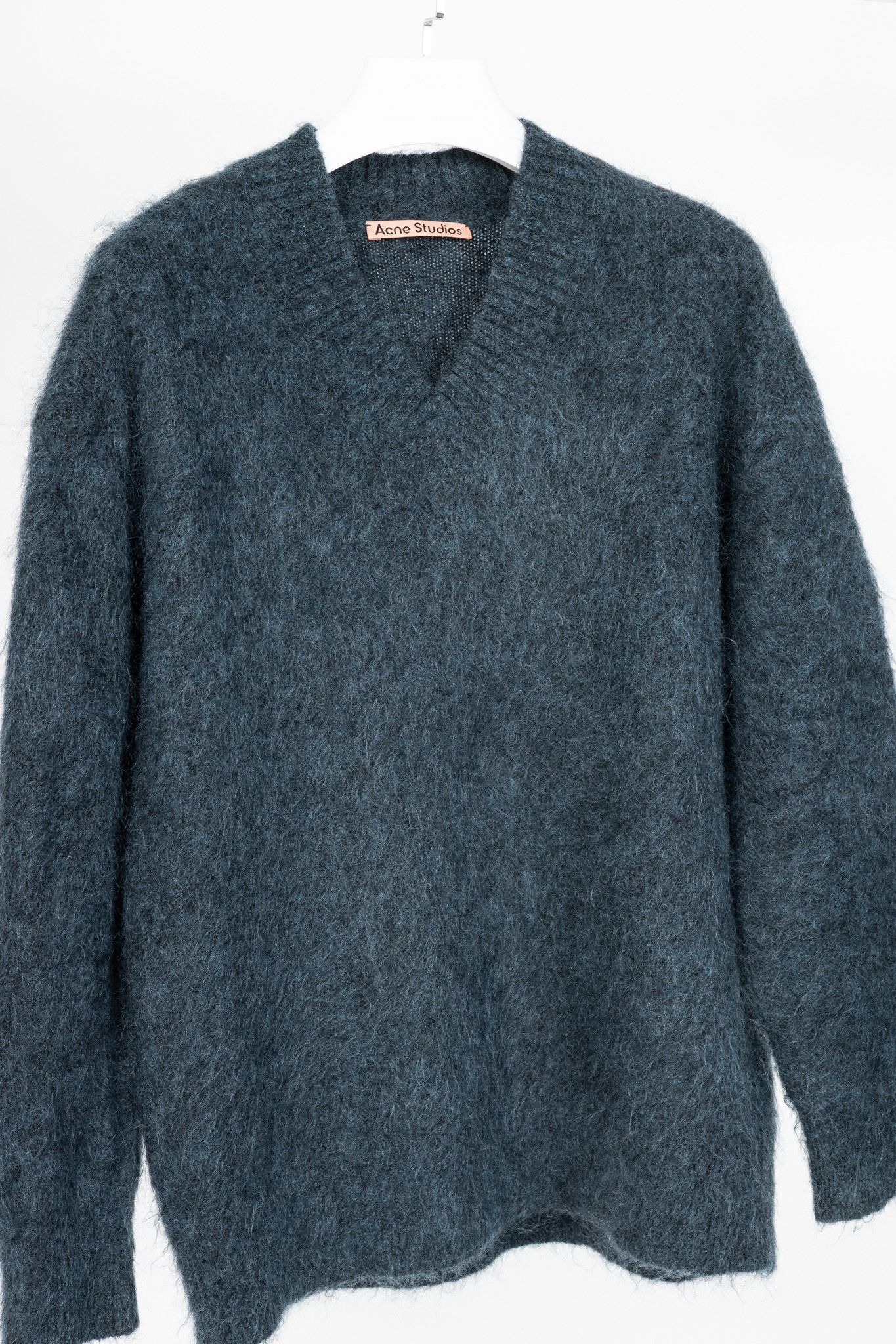 Acne Studios Acne Studios Blue Wool & Mohair V-Neck Sweater Size XS / US 0-2 / IT 36-38 - 3 Thumbnail