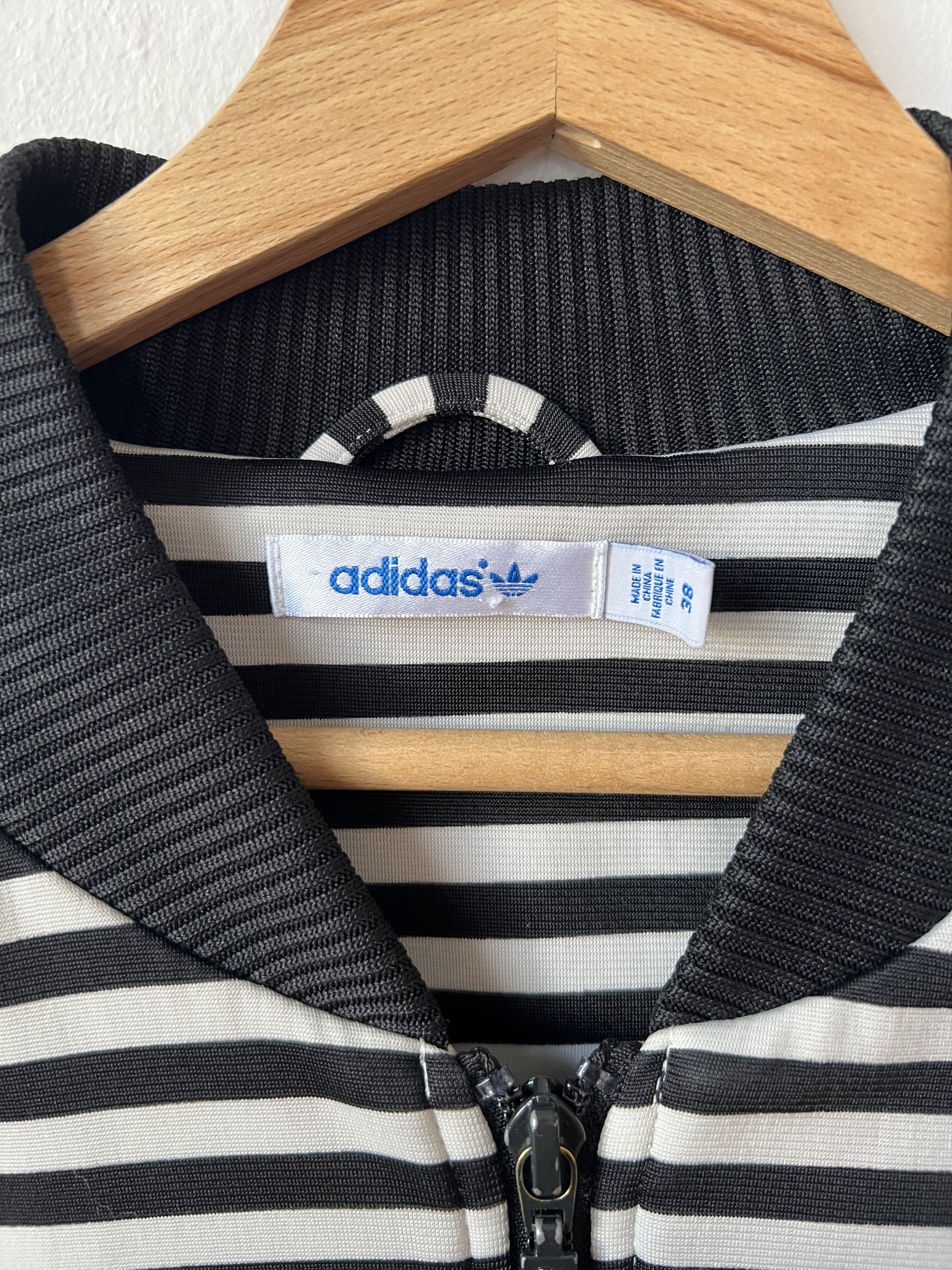 Adidas Adidas Stripe Track Jacket Black White Vertical Trefoil 2014 Size S / US 4 / IT 40 - 2 Thumbnail