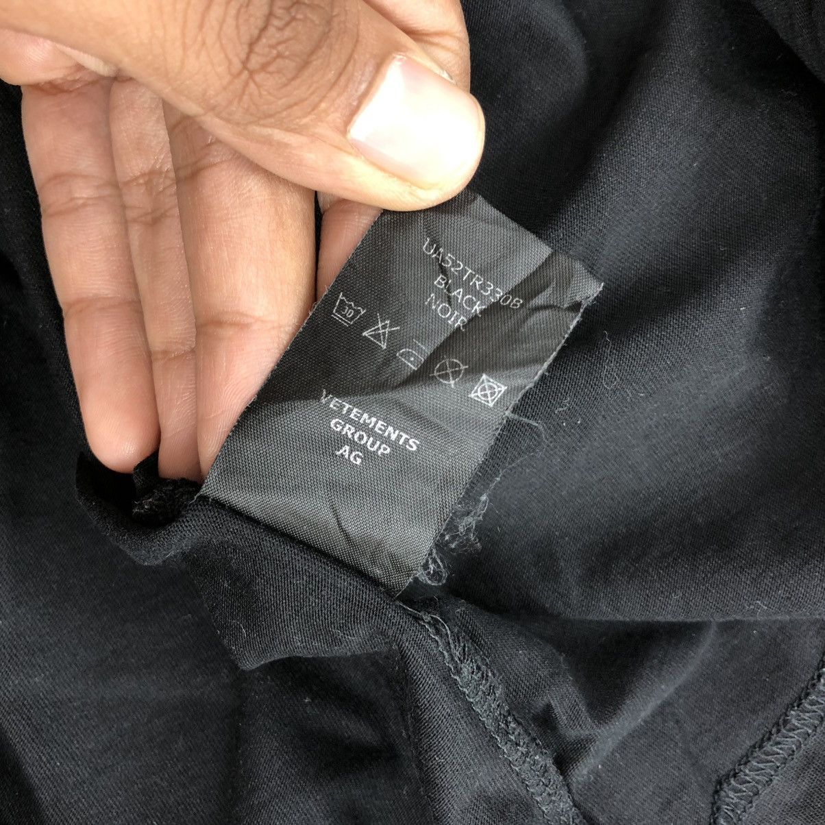 Vetements Vetements Hello My Name Is Vetements Oversize Hypebeast Tee Size US XXL / EU 58 / 5 - 4 Thumbnail