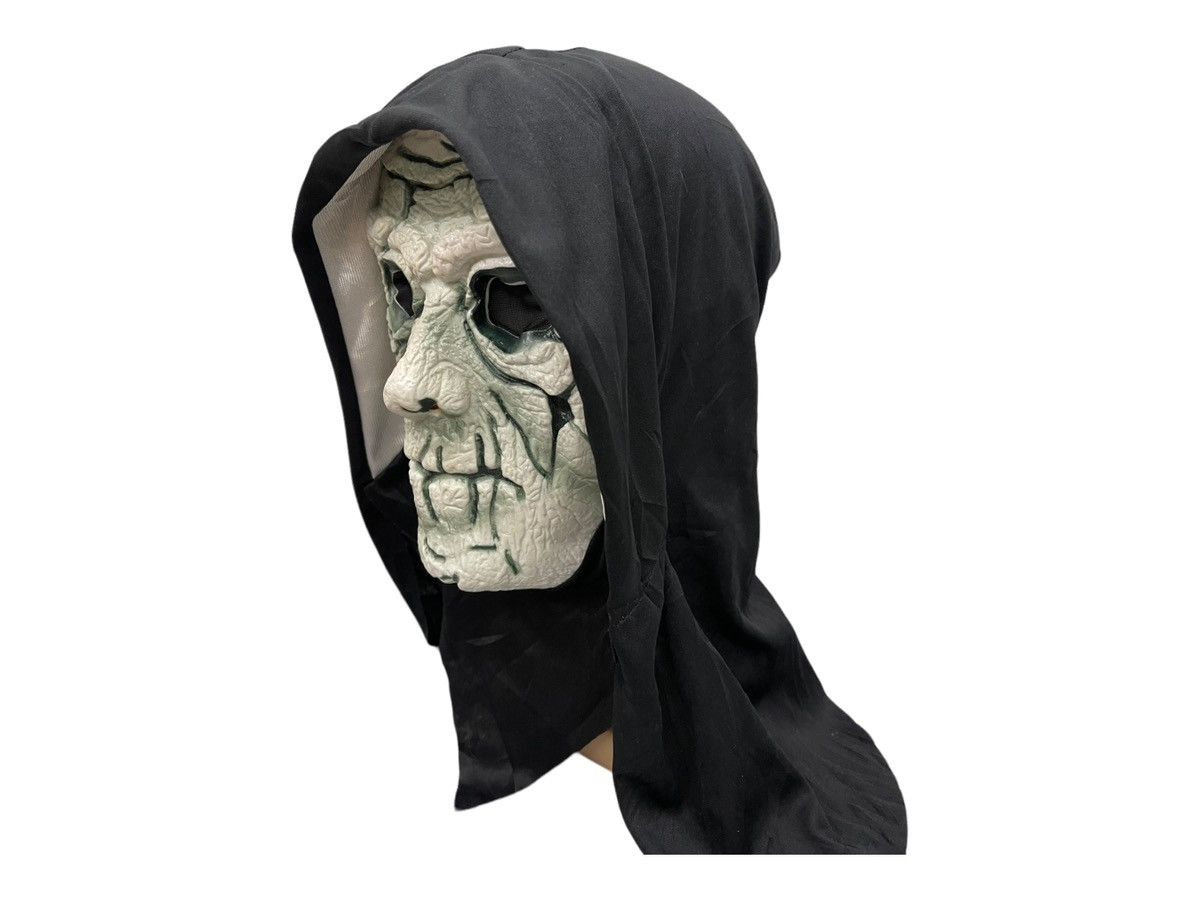 Vintage Nun Scary Latex Mask Size ONE SIZE - 2 Thumbnail