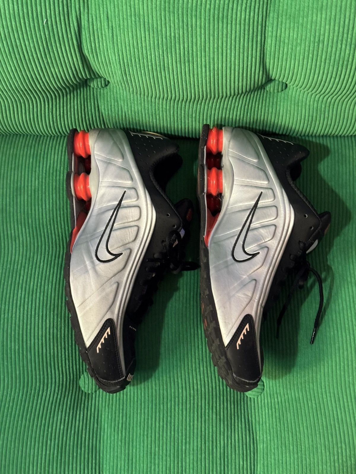 Nike Nike Shox R4 (2024) Shoes Size US 10.5 / EU 43-44 - 2 Thumbnail