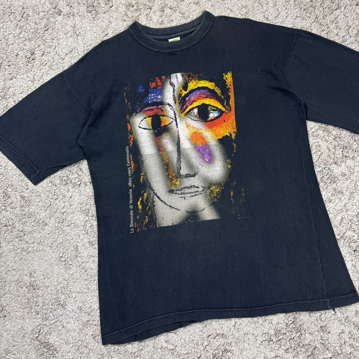 Vintage Vintage Art La Biennale di Venezia 1895-1995 Centenario Tee Size US L / EU 52-54 / 3 - 3 Thumbnail