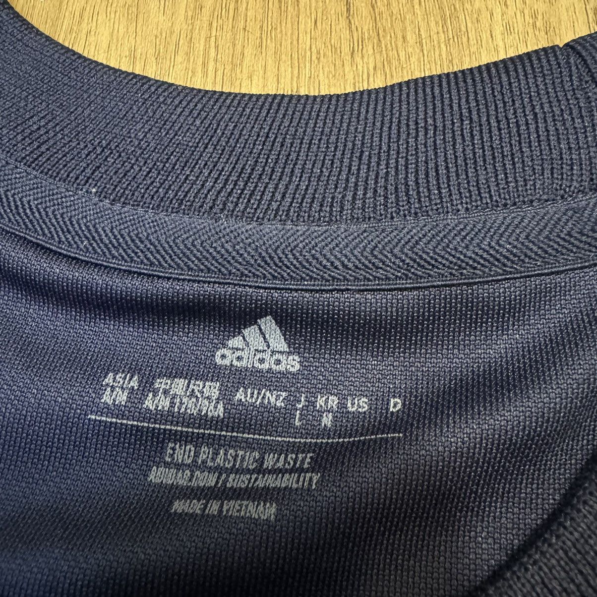Adidas Argentina 2022 retro goalkeeper jersey (Bnwt) Size US L / EU 52-54 / 3 - 5 Thumbnail