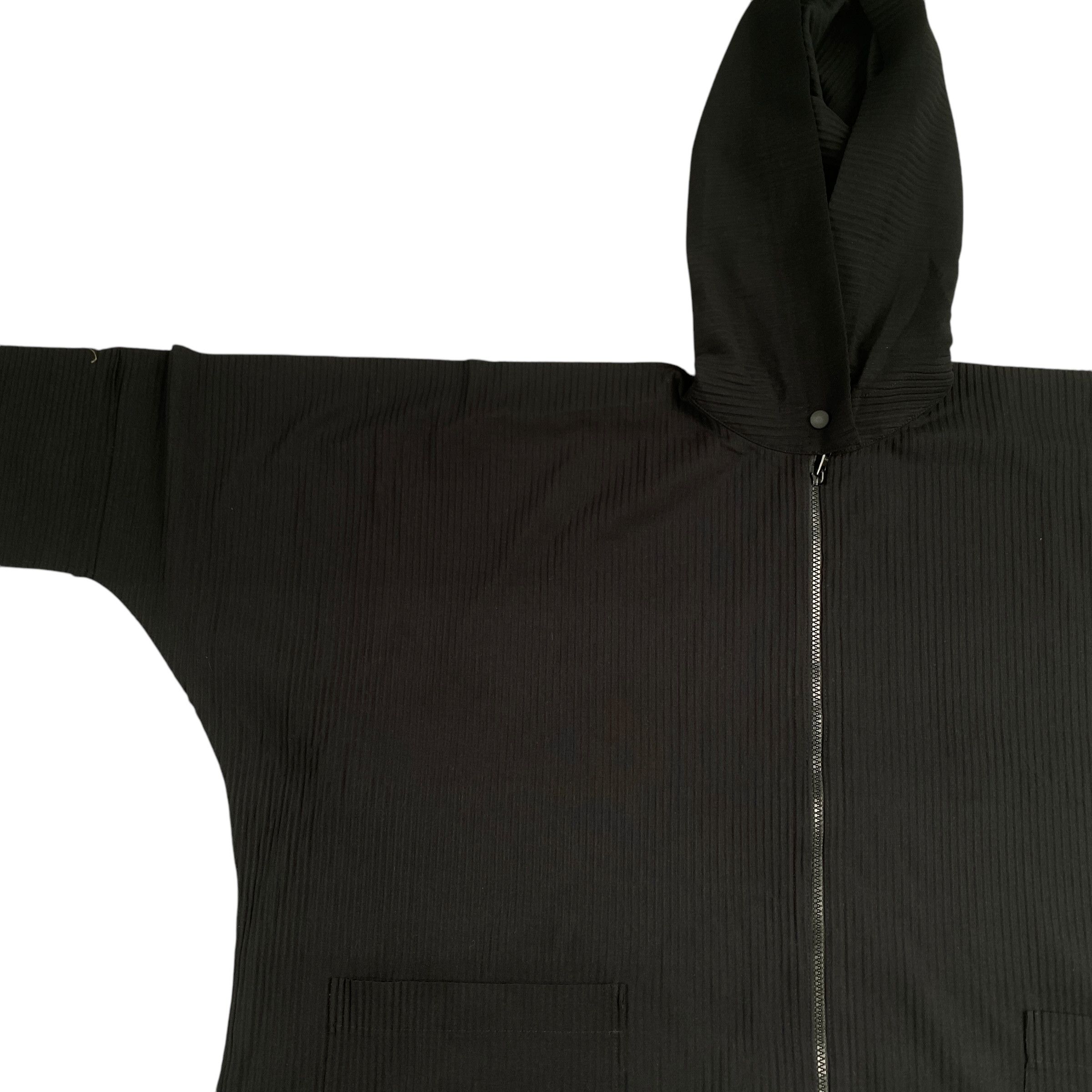 Issey Miyake Issey Miyake Me Pleated Bat Hoodie Cloack Zip Up Size US M / EU 48-50 / 2 - 2 Thumbnail