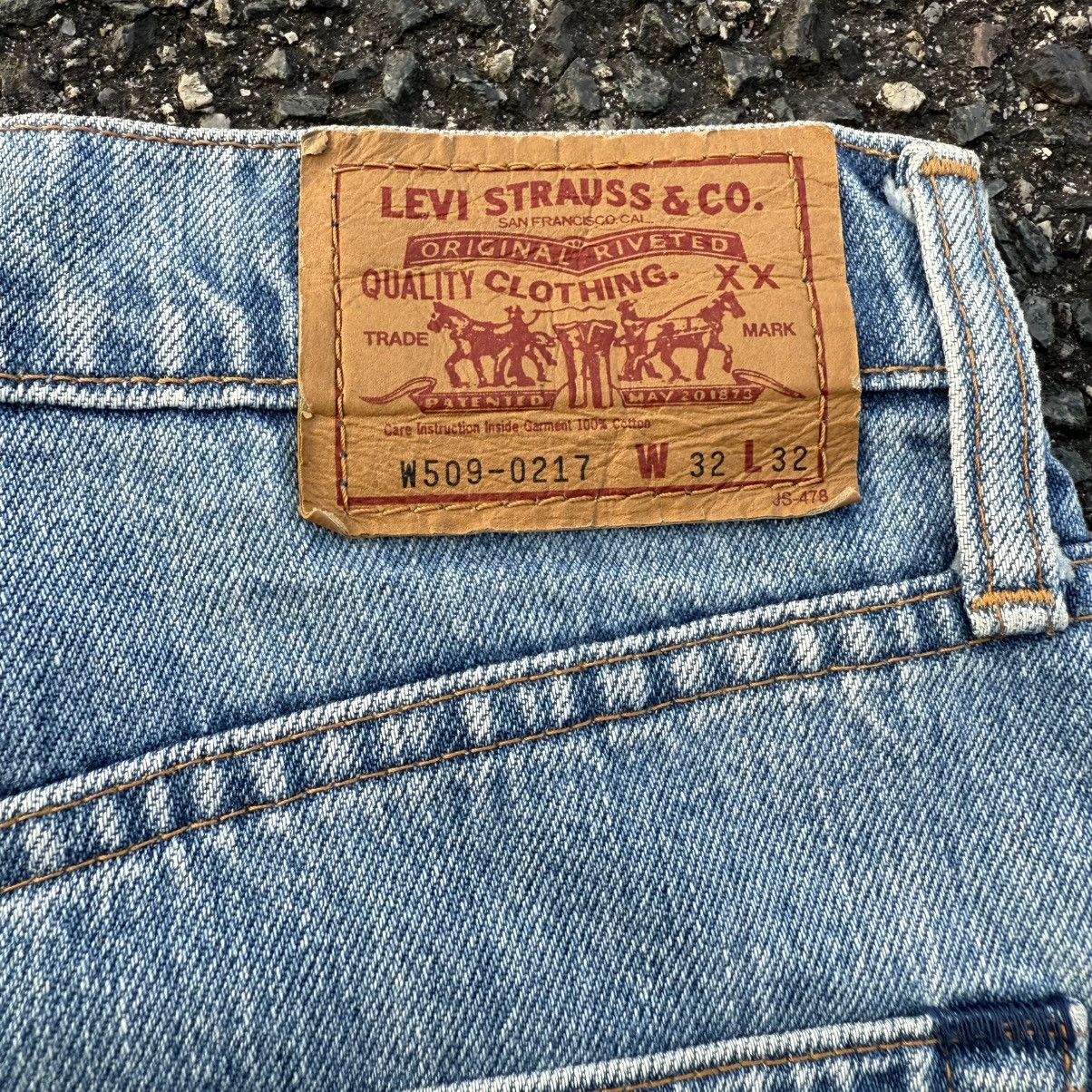 Levi's Vintage Clothing VINTAGE 93' LEVI'S W509 FADED RIPPEP DENIM JEAN PANTS Size US 29 - 14 Thumbnail