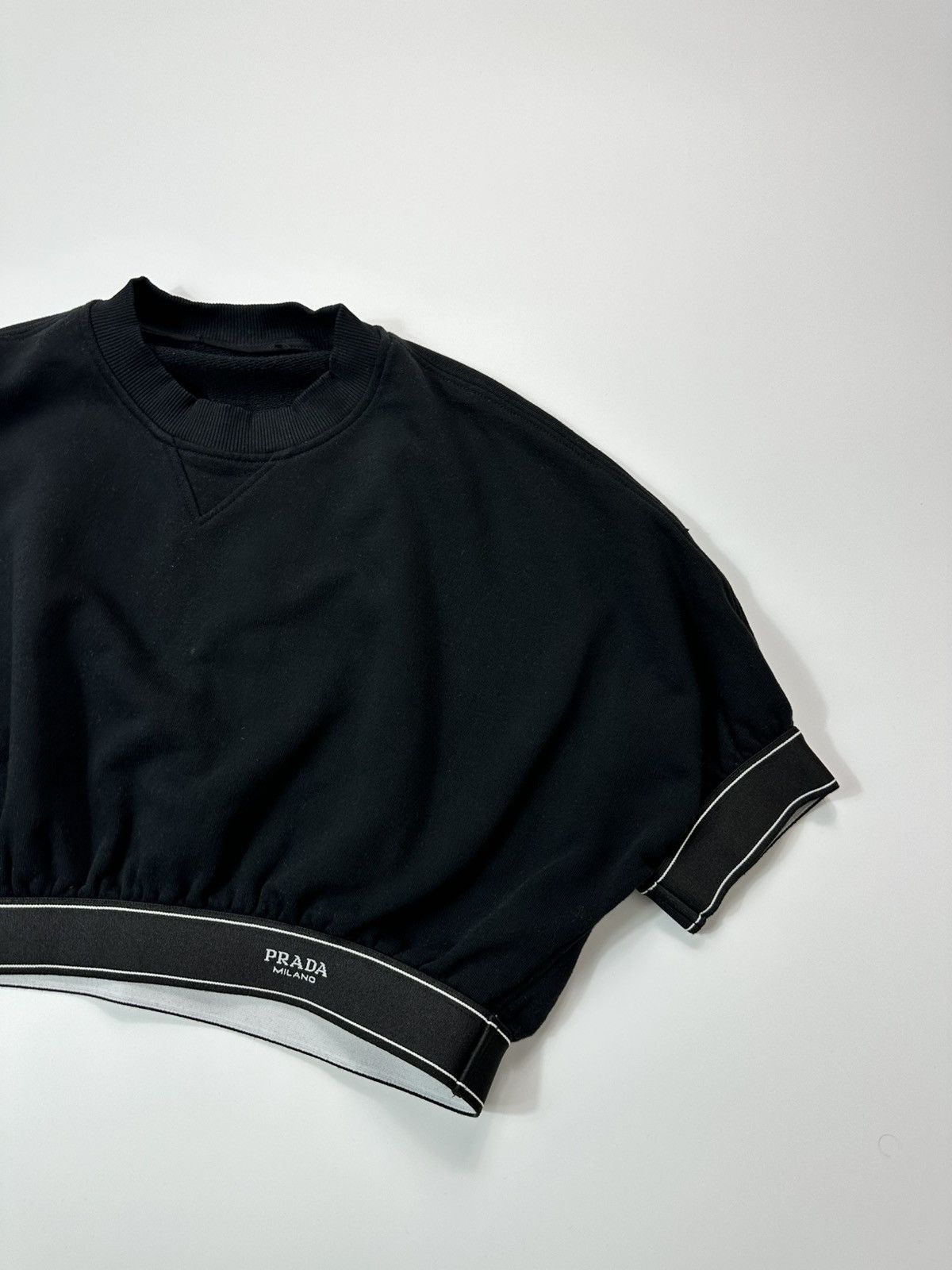 Prada Prada Cropped Top Black Size L / US 10 / IT 46 - 4 Thumbnail