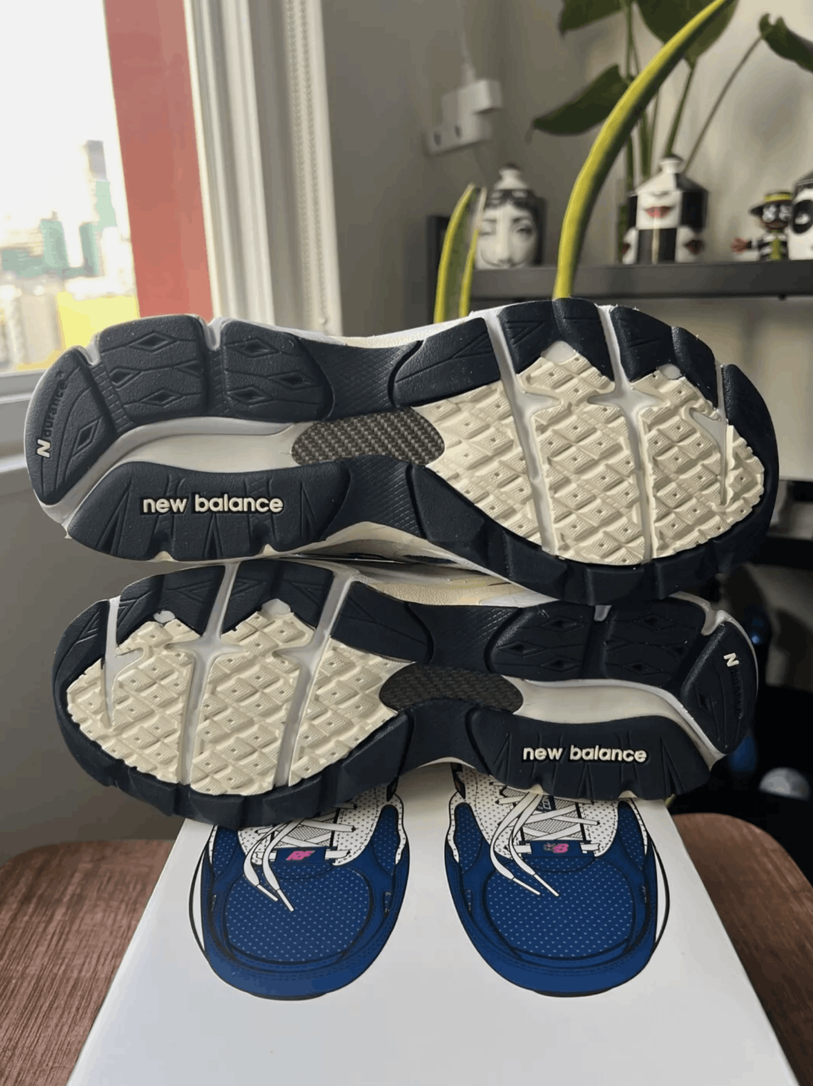 Kith × New Balance Kith x New Balance 990v3 Daytona M990KH3 M6 / W7.5 Size US 7.5 / IT 37.5 - 6 Thumbnail