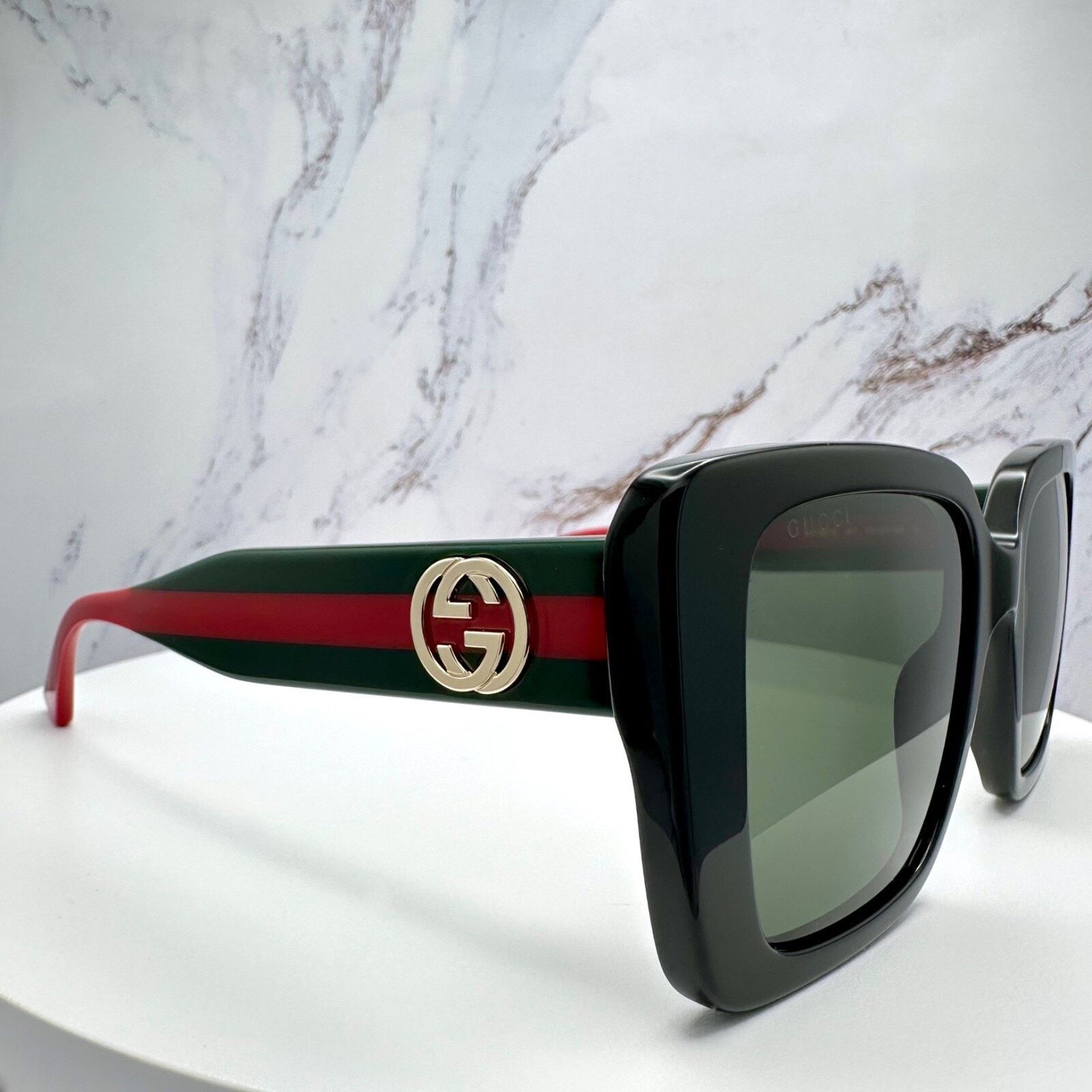 Gucci New GUCCI Sunglasses Black 53mm Gold 3D Metal Logo Square Size ONE SIZE - 4 Thumbnail
