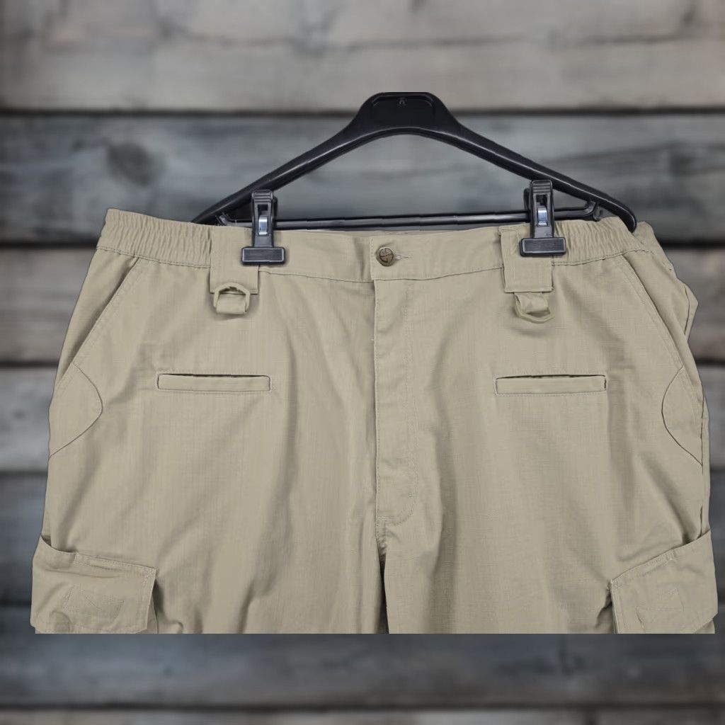 Vintage LAPG Pants Men's 44x30 Cargo Tactical Rip Stop Khaki Beige Pocket Cargo Army 30 Inseam Mens Size US 44 / EU 60 - 1 Thumbnail