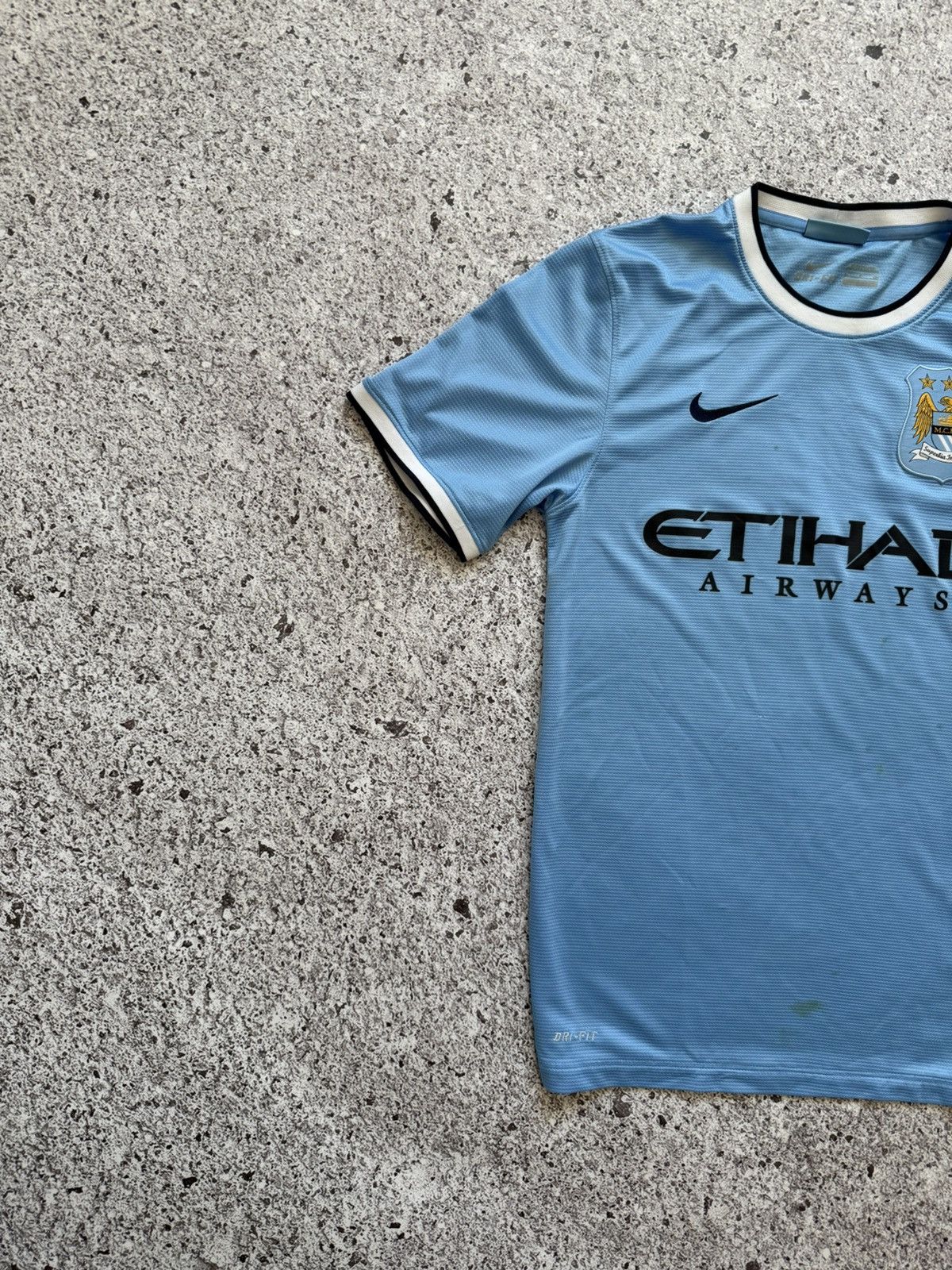 Nike × Vintage Nike Manchester City 2013 2014 Home Football Soccer Jersey Size US S / EU 44-46 / 1 - 3 Thumbnail
