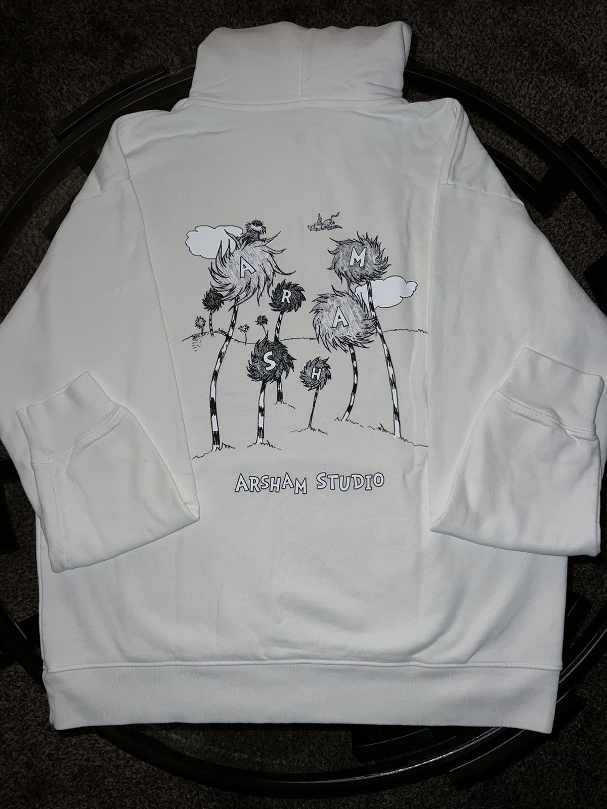 Daniel Arsham Daniel Arsham x Dr. Seuss Hoodie Size US XL / EU 56 / 4 - 2 Thumbnail