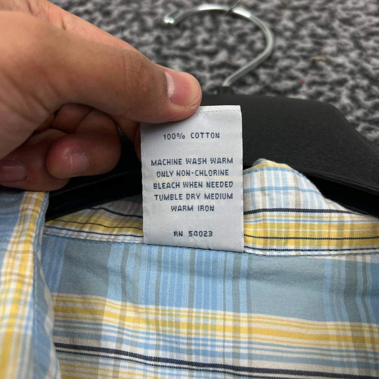 Old Navy Old Navy Button Up Shirt Men Flannel Collared Cotton L Size US L / EU 52-54 / 3 - 3 Thumbnail