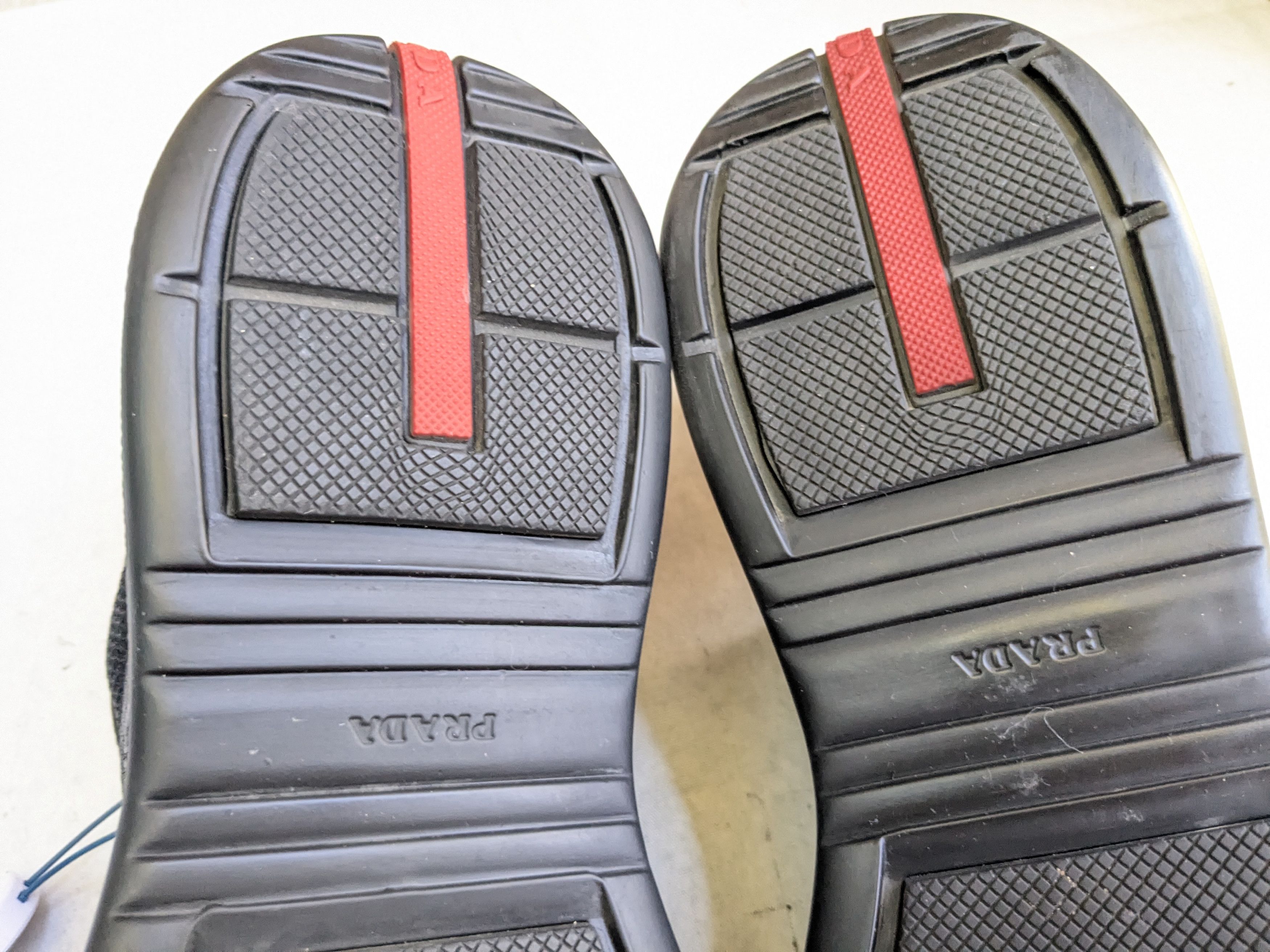 Prada Prada America's Cup Sneakers Gray Black Red Patent 10 Size US 10 / EU 43 - 18 Thumbnail