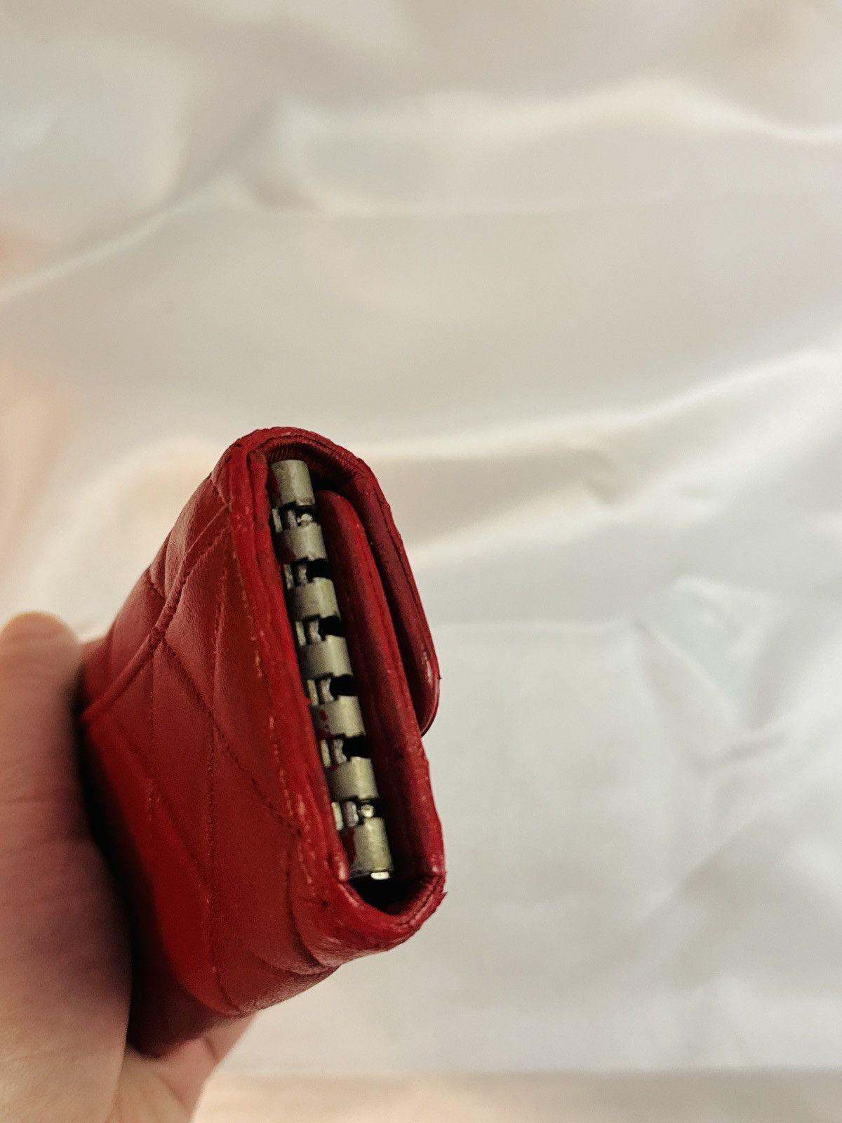 Chanel Caviar Quilted Classic Key Holder Wallet Red Size ONE SIZE - 18 Thumbnail