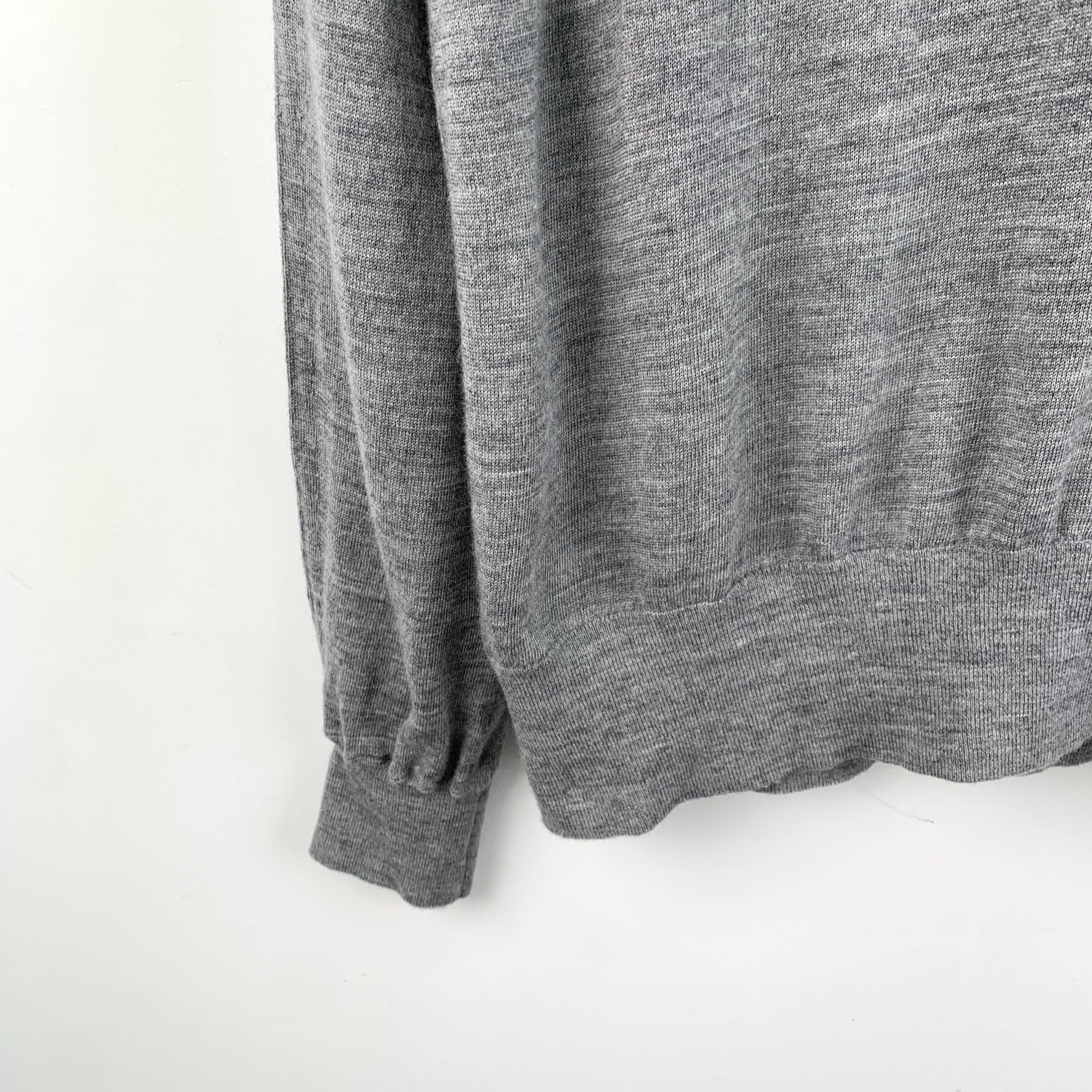 Burberry Burberry Grey Wool Round-Neck Long-Sleeved Knitwear Sweater Size US L / EU 52-54 / 3 - 5 Thumbnail