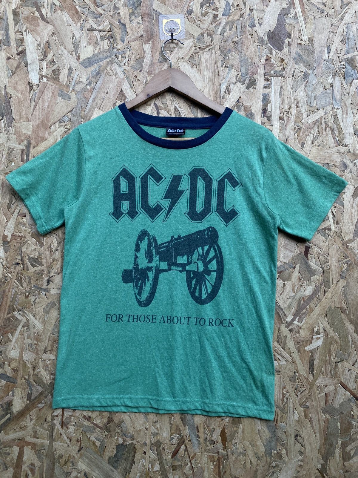 AC/DC × Band Tees × Vintage Vintage y2k acdc band tee Size US XS / EU 42 / 0 - 1 Thumbnail
