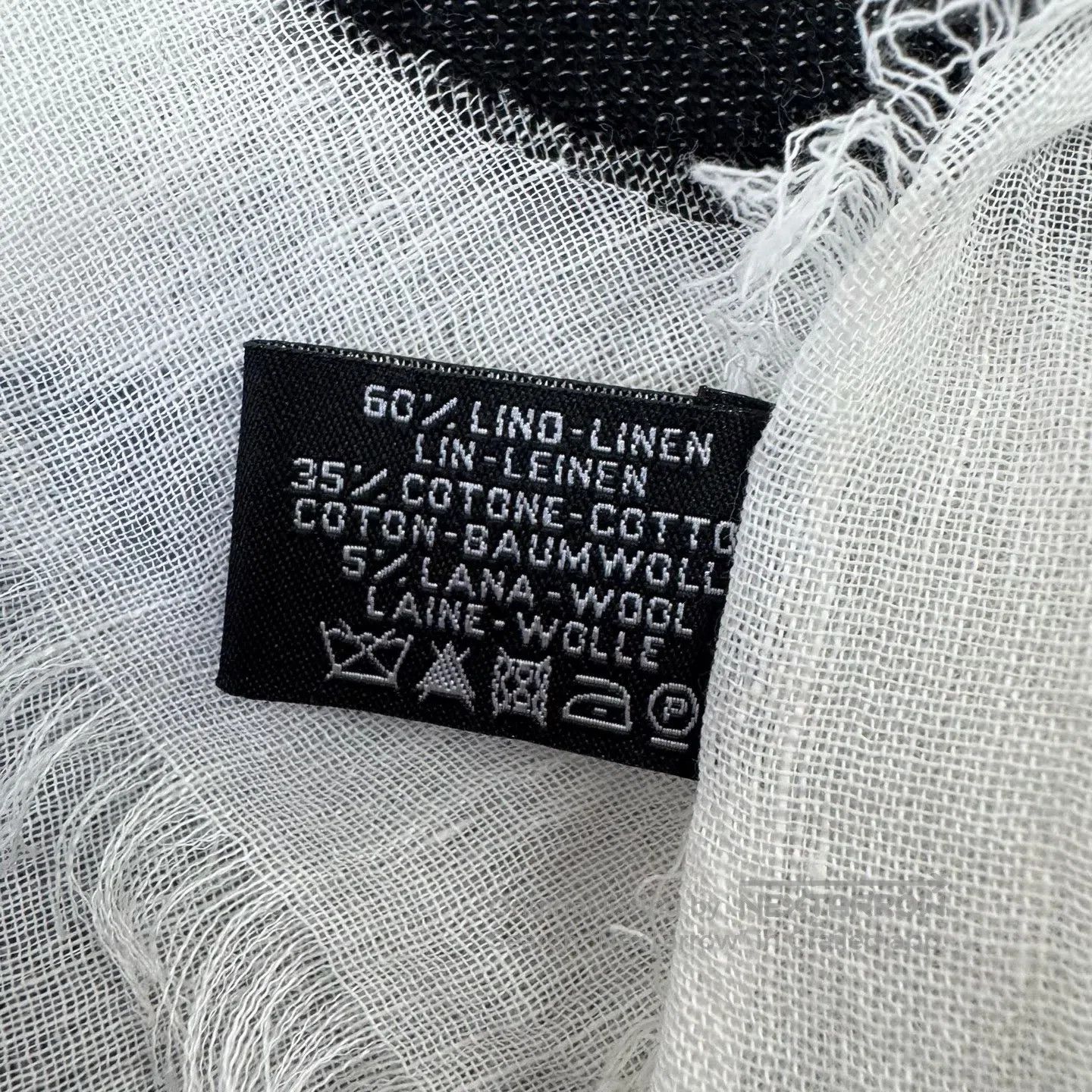 Chanel Chanel Four-leaf clover print; double C logo scarf; shawl| Size ONE SIZE - 5 Thumbnail