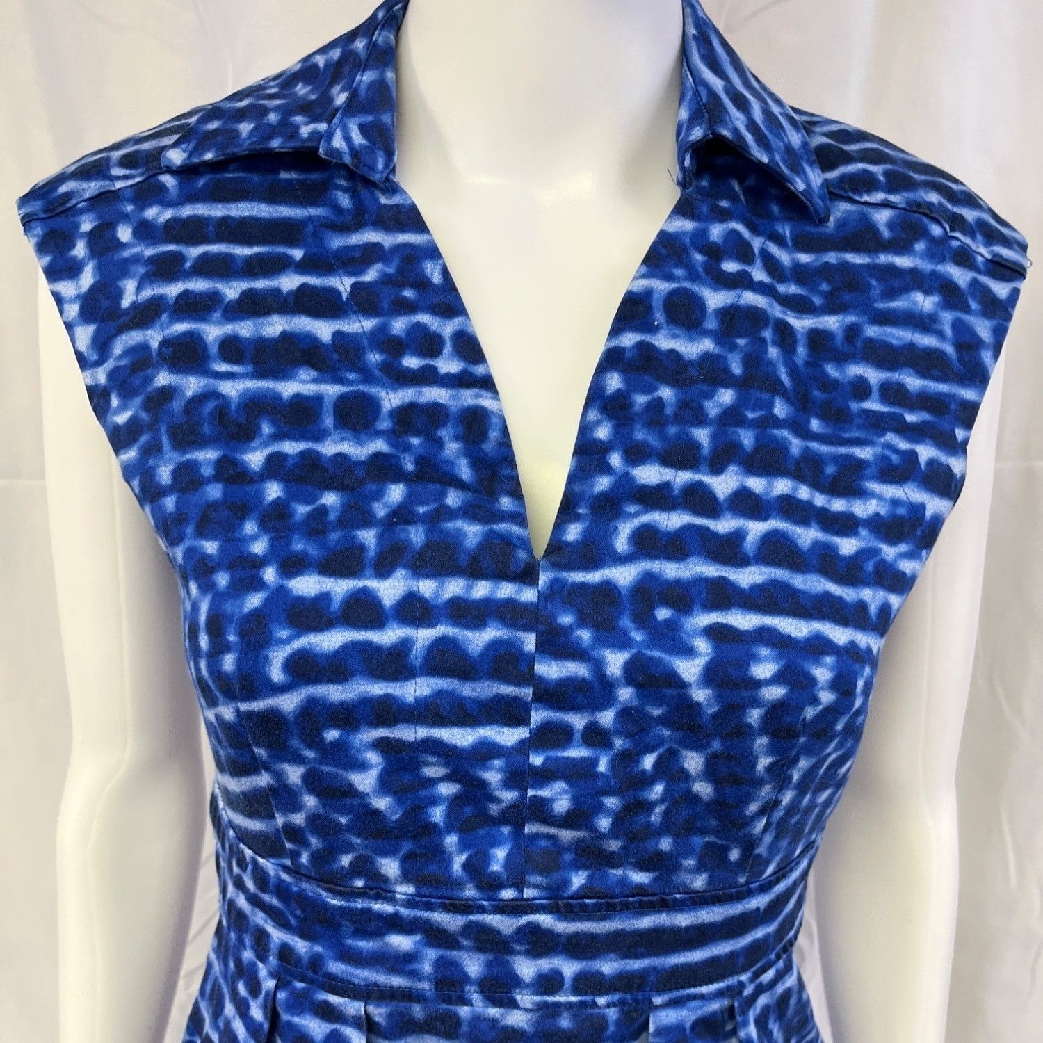 Calvin Klein Calvin Klein Women's Blue Dress/A-Line/Sleeveless Sz 4 SKU 4 Size S / US 4 / IT 40 - 3 Thumbnail