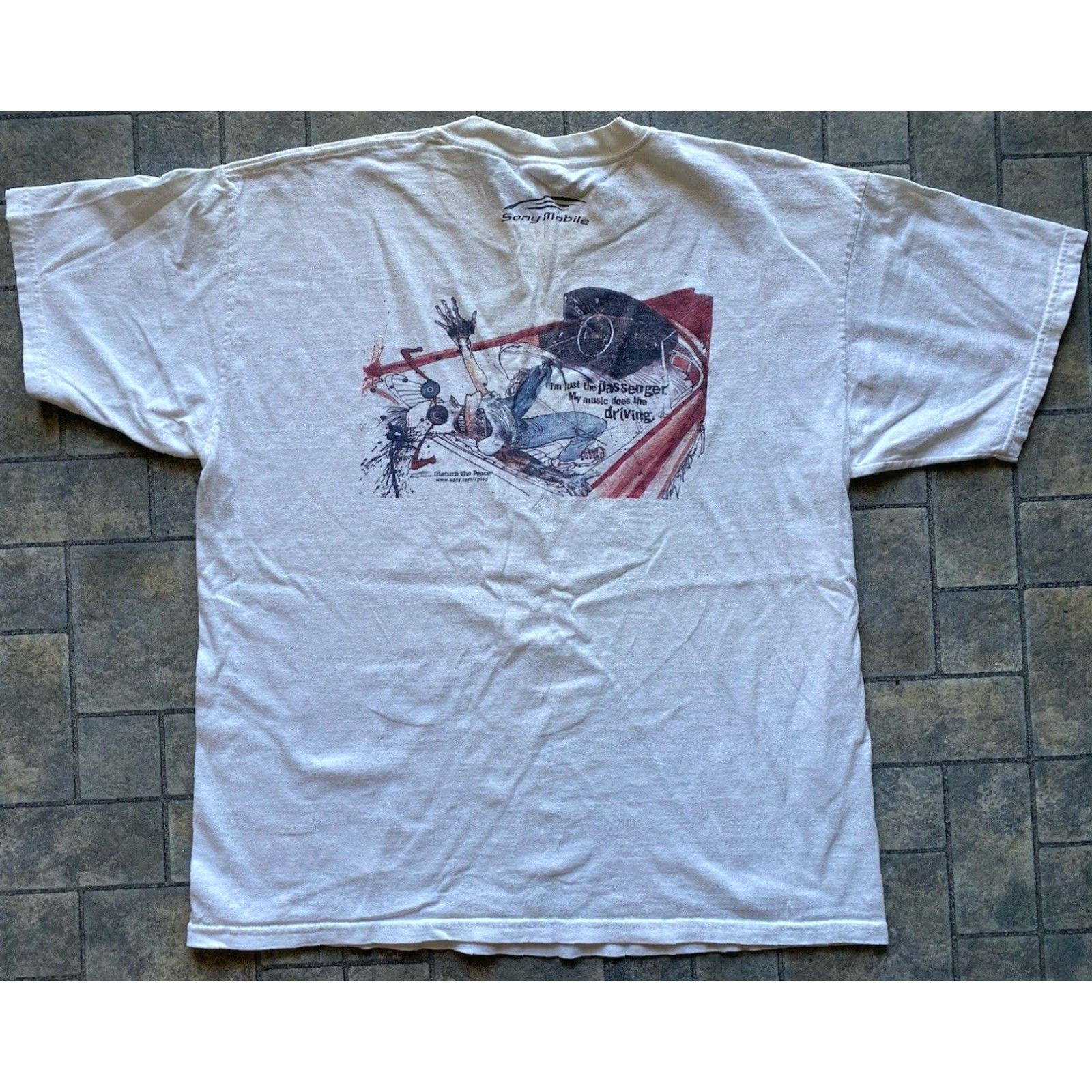 Gildan VINTAGE Sony Xplod Ralph Steadman T Shirt White Men XL My Music Does The Driving Mens Shirts White XL Sony Xplod Steadman Size US XL / EU 56 / 4 - 3 Thumbnail