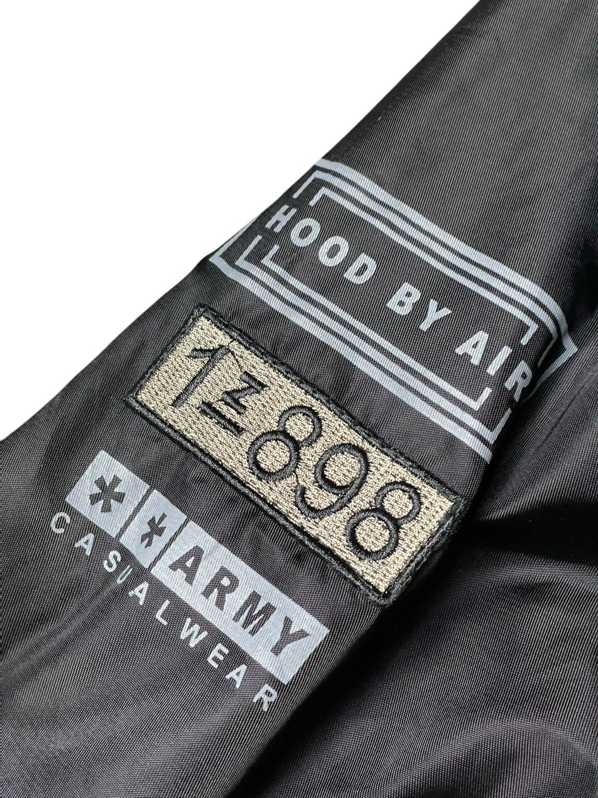 The Unbranded Brand × Vintage BOLGER RYUJEE Satin Bomber Jacket with Patches (105) Size US XS / EU 42 / 0 - 7 Thumbnail