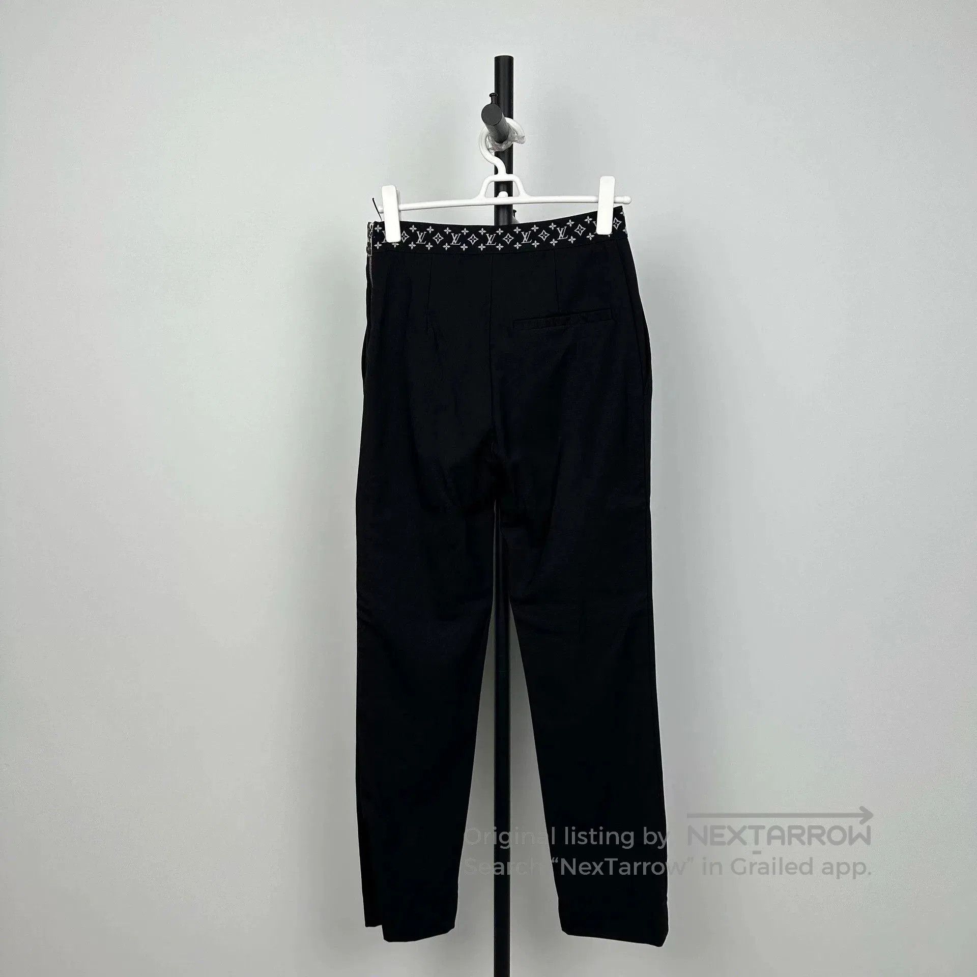 Louis Vuitton LV Black Logo Waist Casual Pants. Size US 26 / EU 42 - 2 Thumbnail