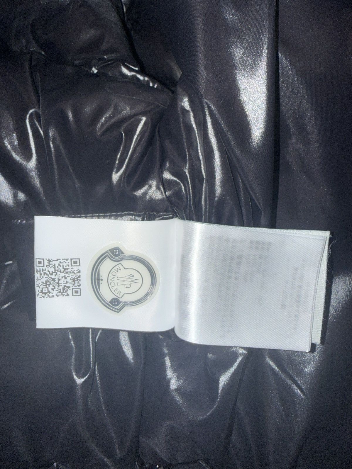 Moncler Moncler Metallic Puffer Jacket Silver/Black Size US S / EU 44-46 / 1 - 10 Thumbnail