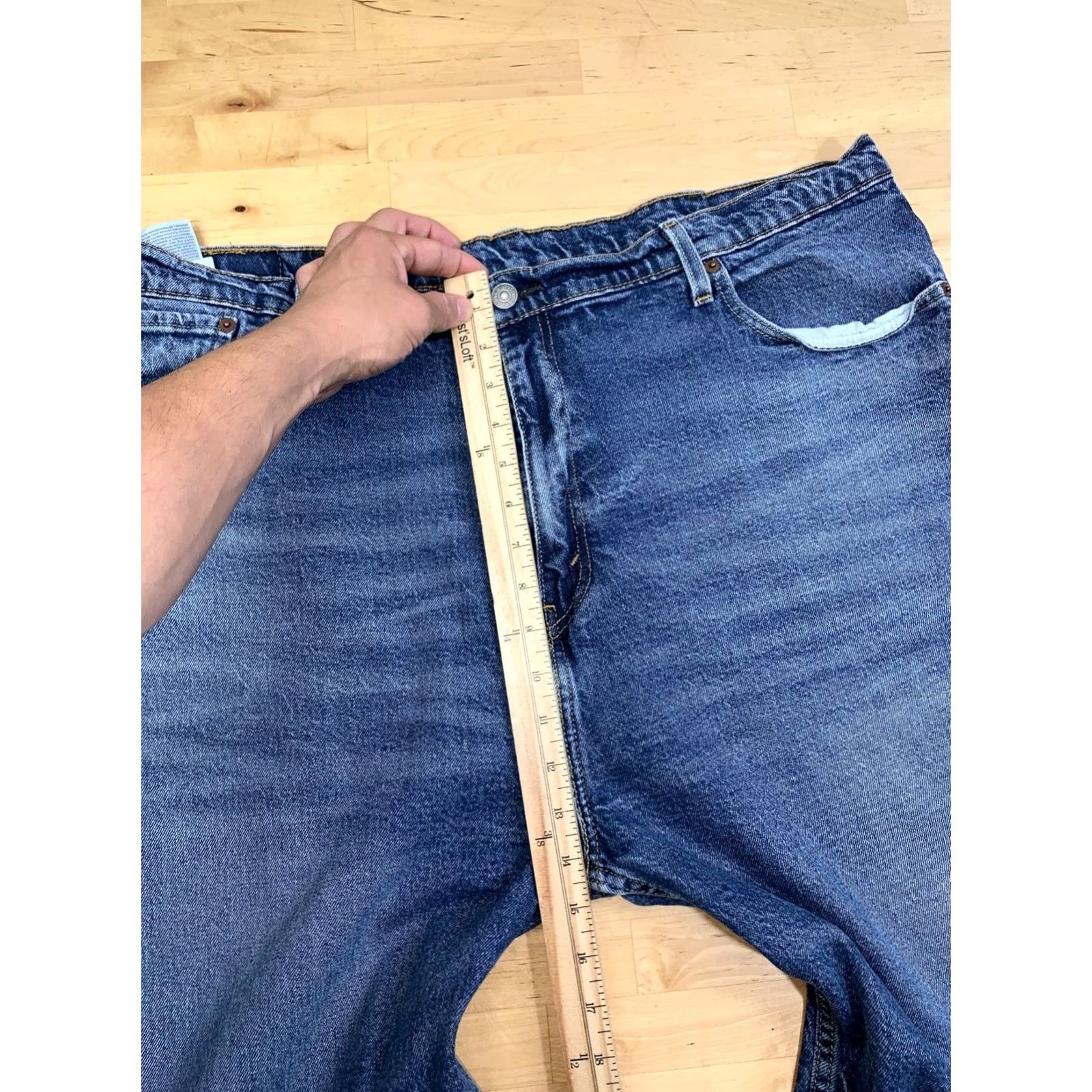 Levi's Levis 569 Jean Shorts Men 42 Blue Loose Skater Y2K 13099 Denim 5-Pocket Jorts Size US 42 / EU 58 - 6 Thumbnail