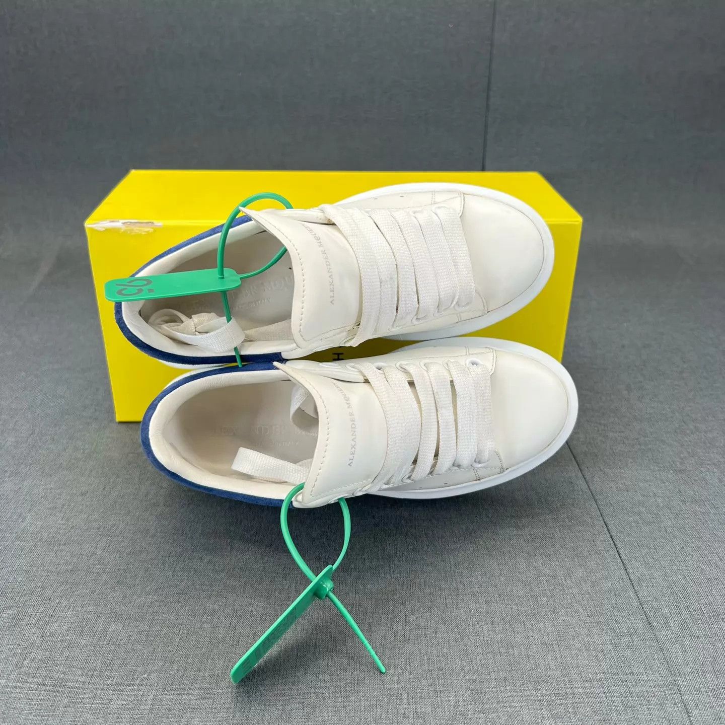 Alexander McQueen McQ white/blue with blue tail shoes EU35 like new Size US 4.5 / IT 34.5 - 8 Thumbnail