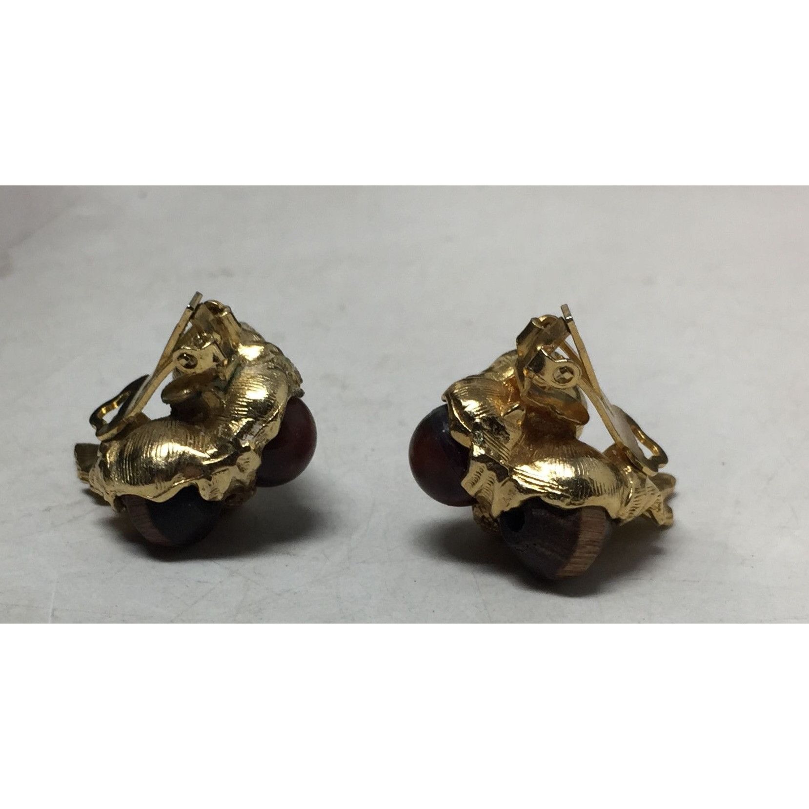 Other Women's Gold tone and Brown Shiny Acorn Clip on Earrings Size ONE SIZE - 5 Thumbnail