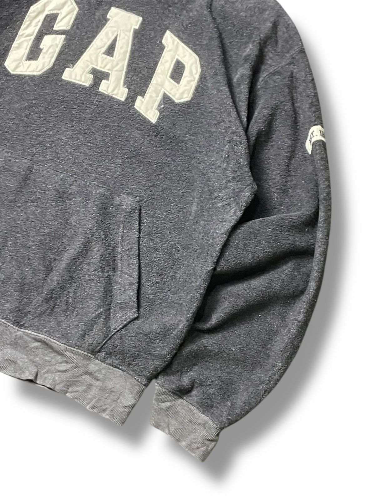 Gap × Japanese Brand × Vintage Vintage GAP Men’s Fleece Hoodie (76) Size US S / EU 44-46 / 1 - 4 Thumbnail