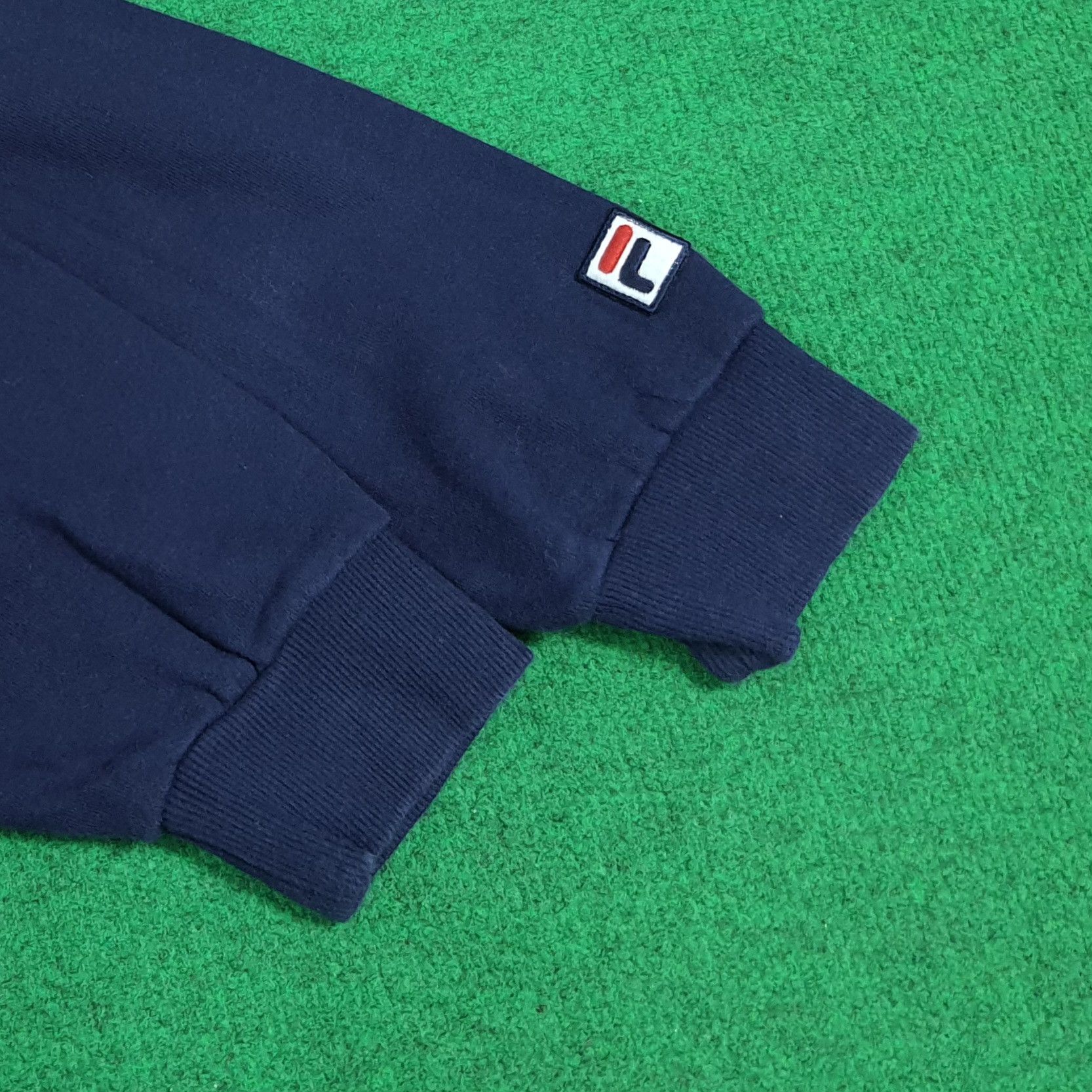 Fila Vintage FILA Sports Crop Top Sweatshirt C282N3 Size M / US 6-8 / IT 42-44 - 5 Thumbnail