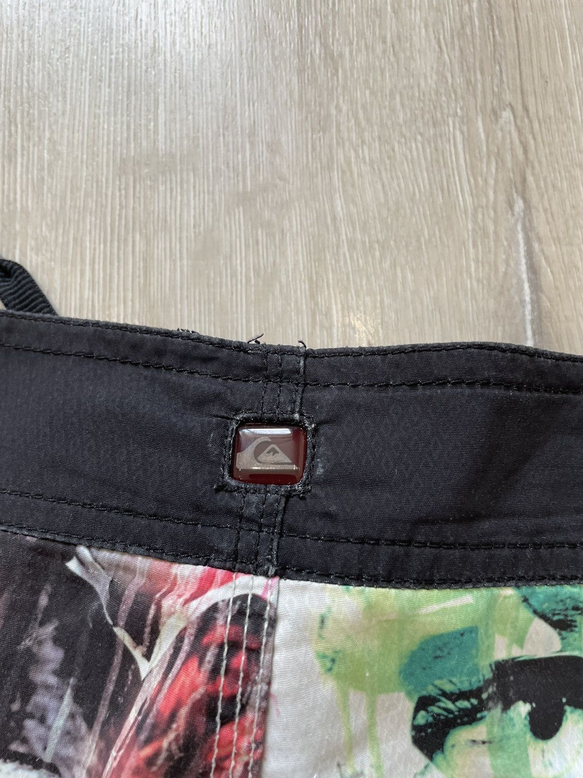 Quiksilver × Vintage Vintage Quiksilver surf shorts Size US 32 / EU 48 - 6 Thumbnail