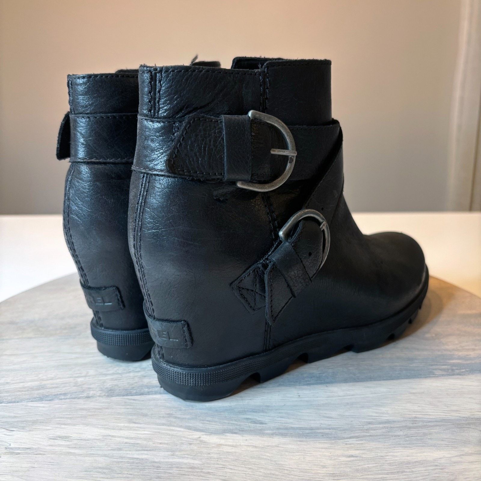 SOREL Sorel Joan of Arctic Wedge II Black Leather Booties Sz 7.5 Size US 7.5 / IT 37.5 - 5 Thumbnail