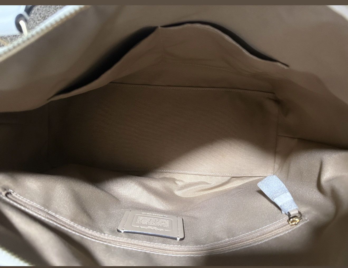 White coach tote bag