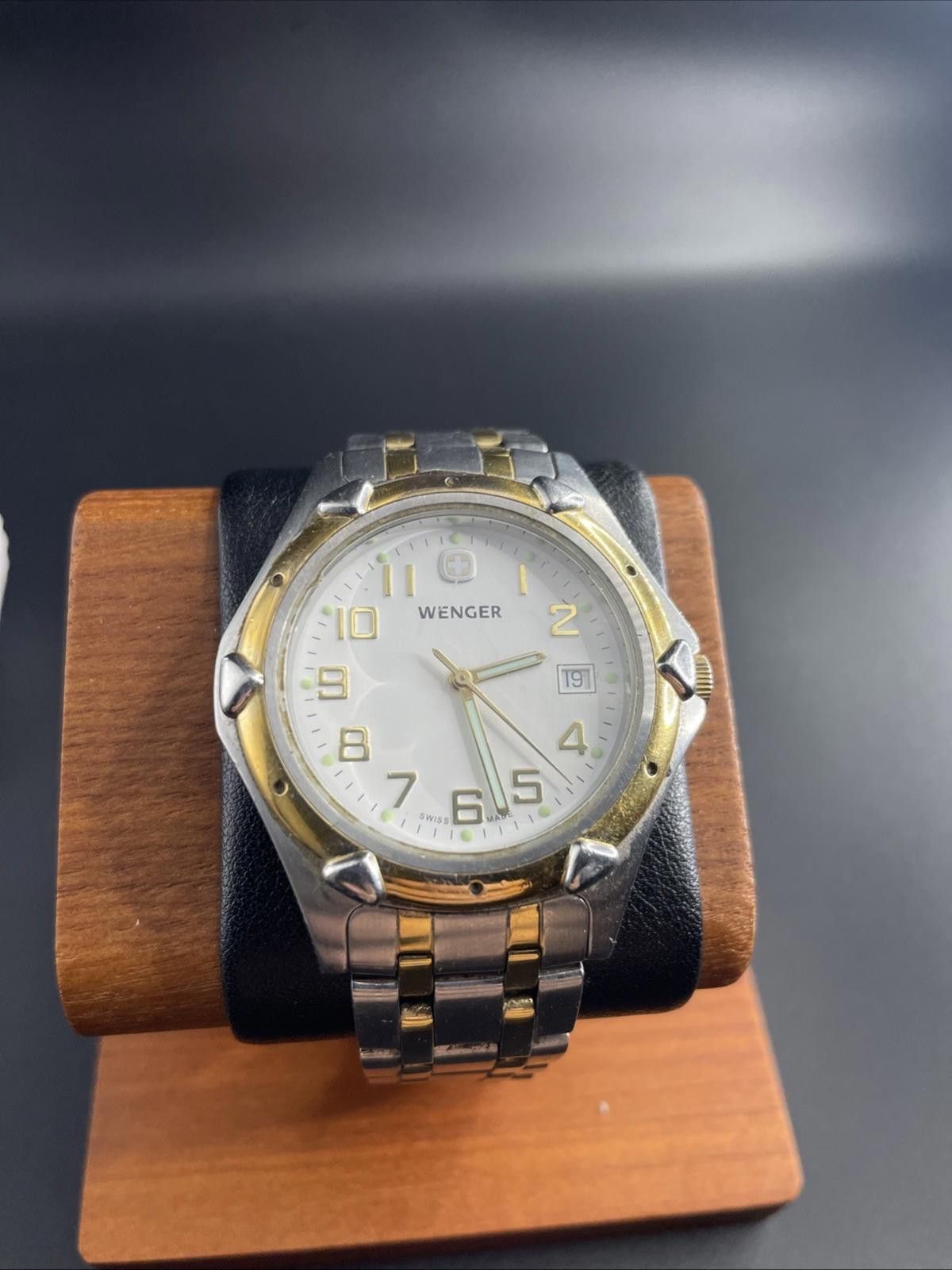 Designer Wenger 7311 Swiss Made Quartz Silver & Gold Tone New Battery Size ONE SIZE - 2 Thumbnail