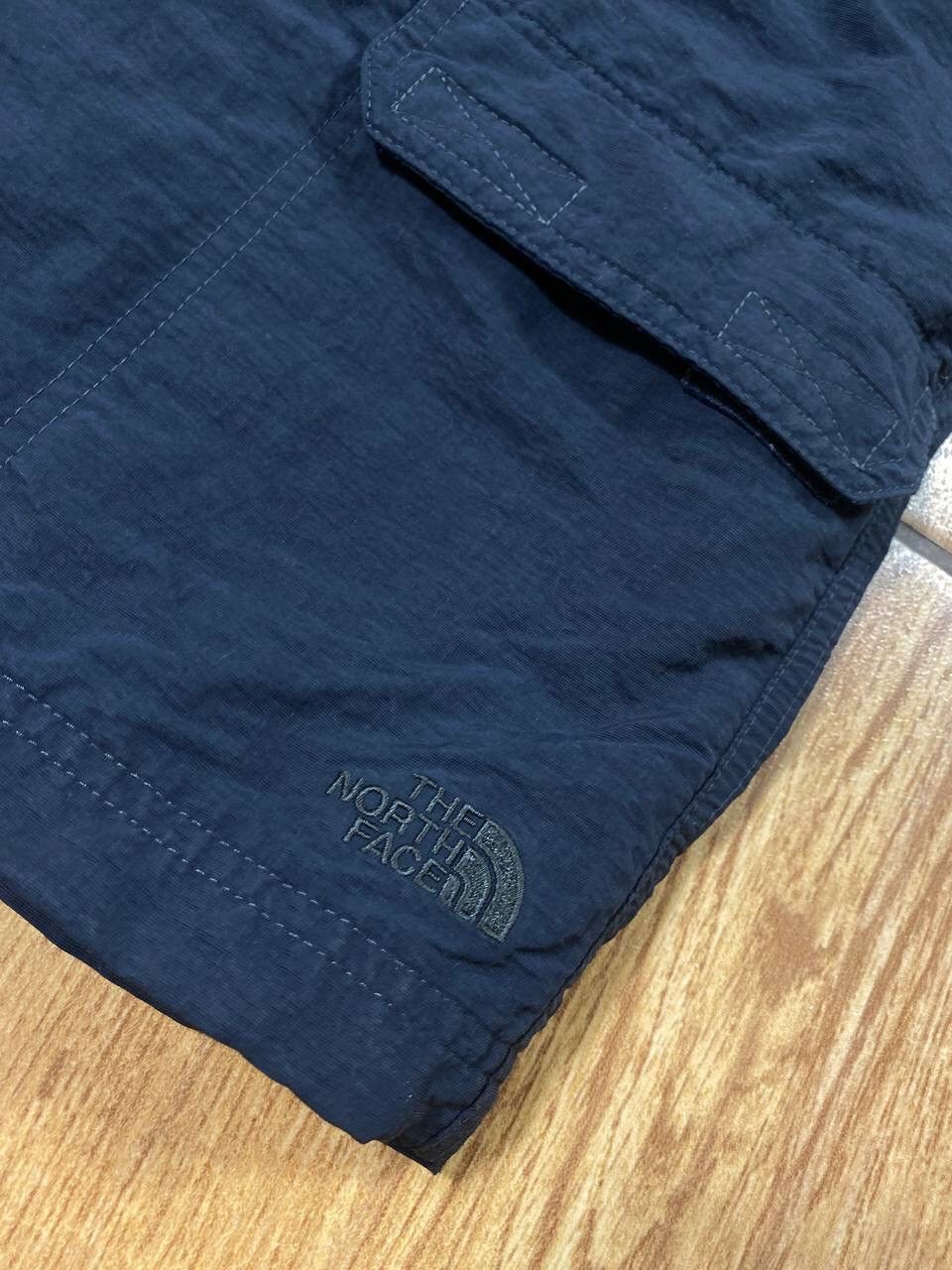 The North Face × Vintage Vintage 90's The North Face Cargo fit Shorts Size US 30 / EU 46 - 19 Thumbnail