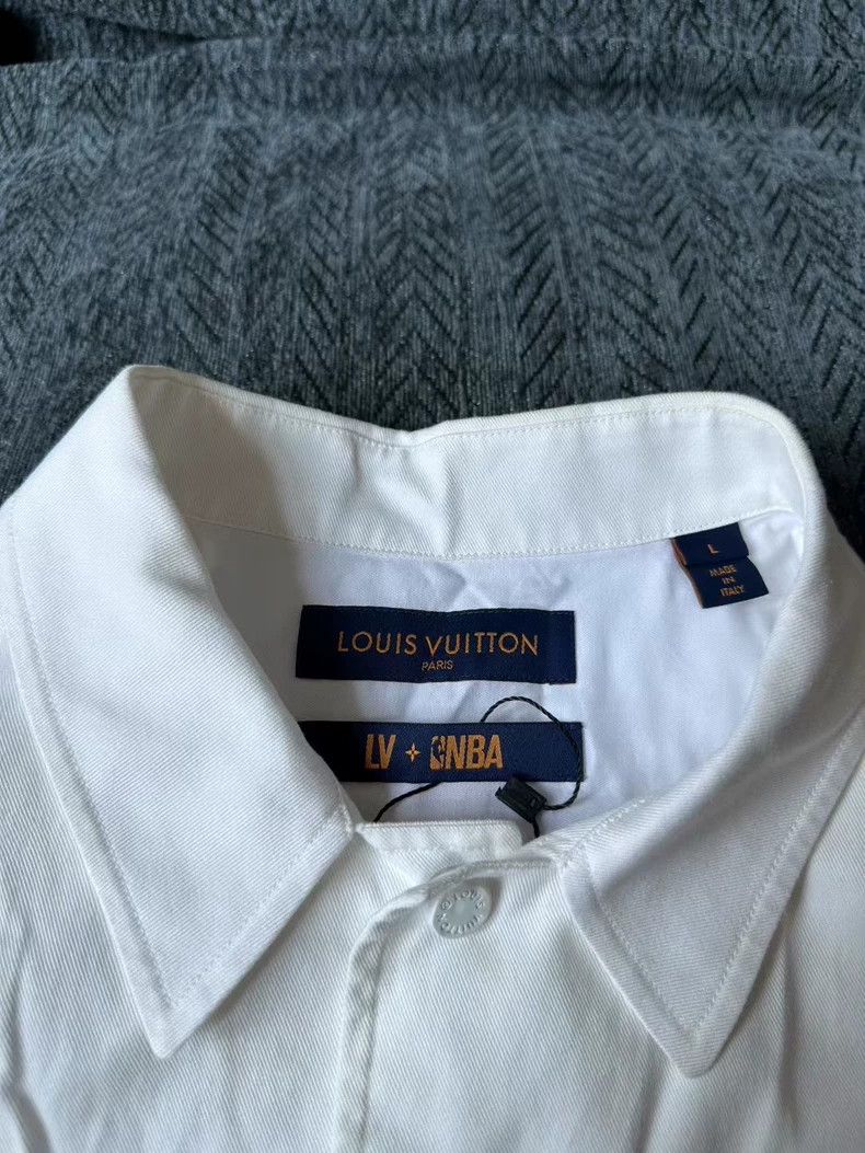 Louis Vuitton Louis Vuitton short sleeves shirt Size US L / EU 52-54 / 3 - 4 Thumbnail