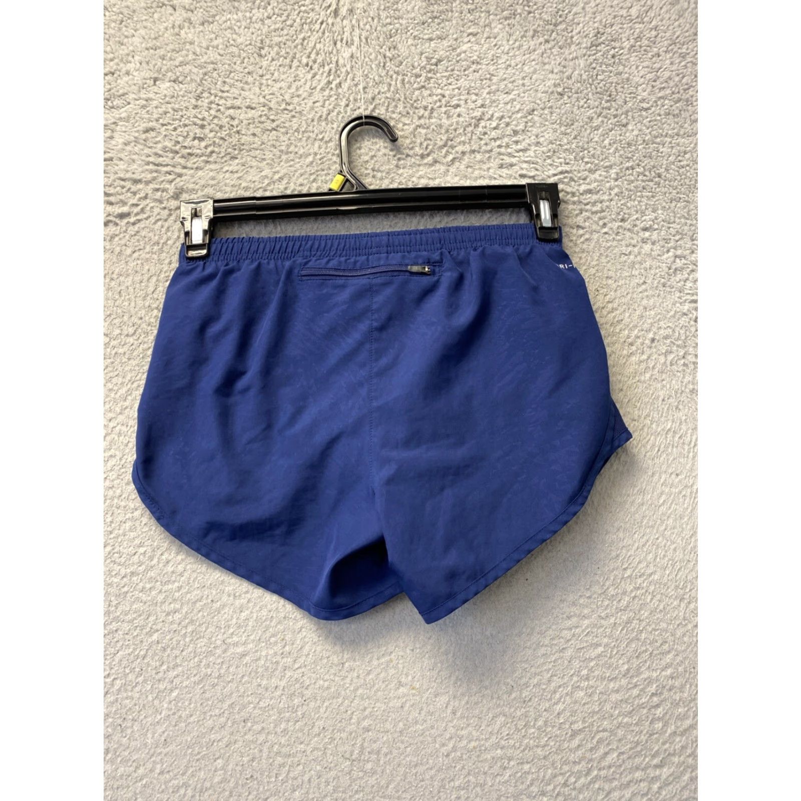 Nike VINTAGE? No. Nike Women Shorts Adult XS Navy Dry Fit Running Training /126-43 Size 26" / US 2 / IT 38 - 3 Thumbnail