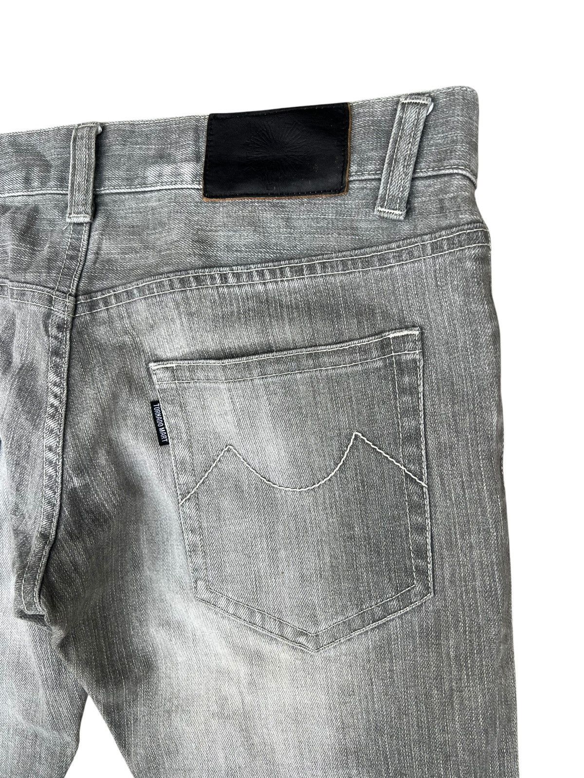 Tornado Mart Tornado Mart Distressed Fade Denim Flare Jeans Size US 31 - 8 Thumbnail