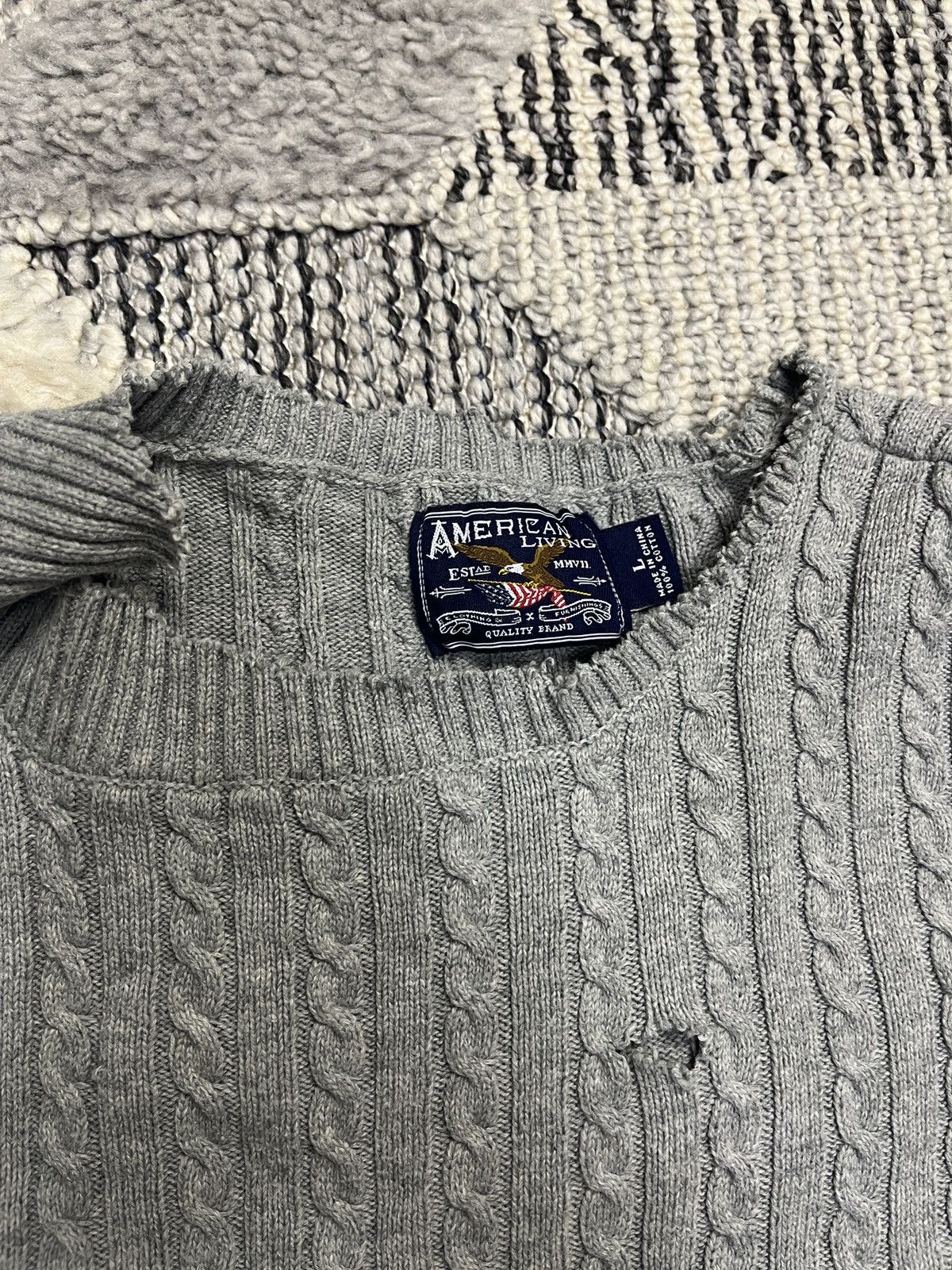 Japanese Brand × Vintage VINTAGE SWEATER WITH HOLES FADED Size US S / EU 44-46 / 1 - 3 Thumbnail