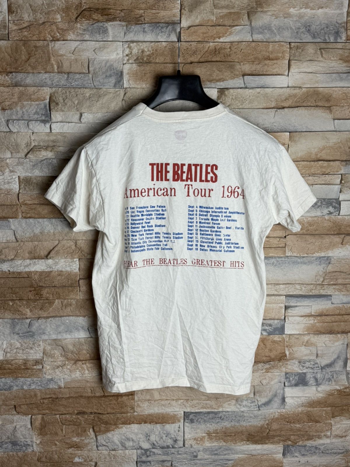 Band Tees The Beatles ft84 t-shirt tee Size US M / EU 48-50 / 2 - 4 Thumbnail