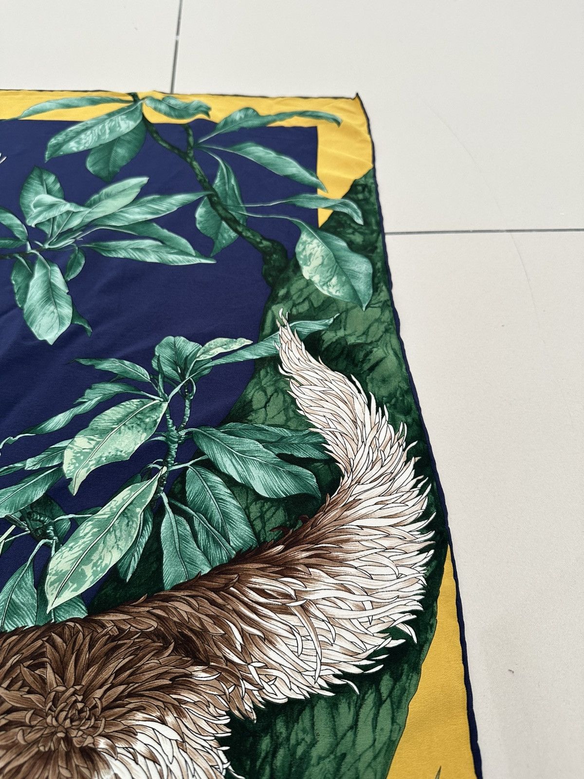 Salvatore Ferragamo Vintage Salvatore Ferragamo Silk Scarf Printed Dog Size ONE SIZE - 7 Thumbnail