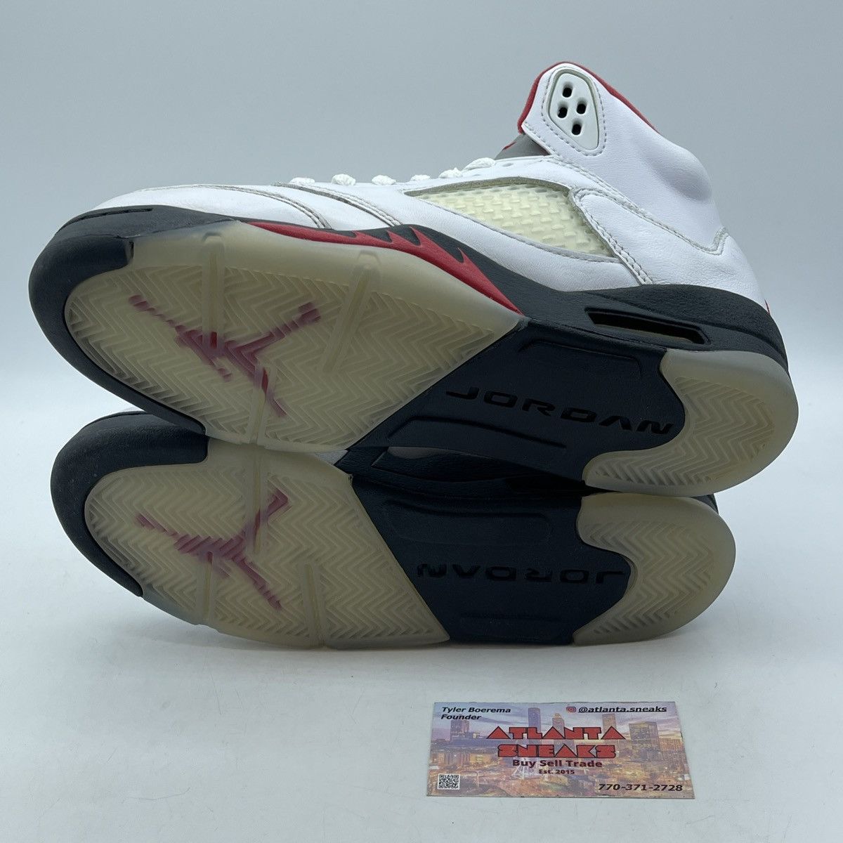 Jordan Brand Air Jordan 5 fire red Size US 6 / EU 39 - 7 Thumbnail