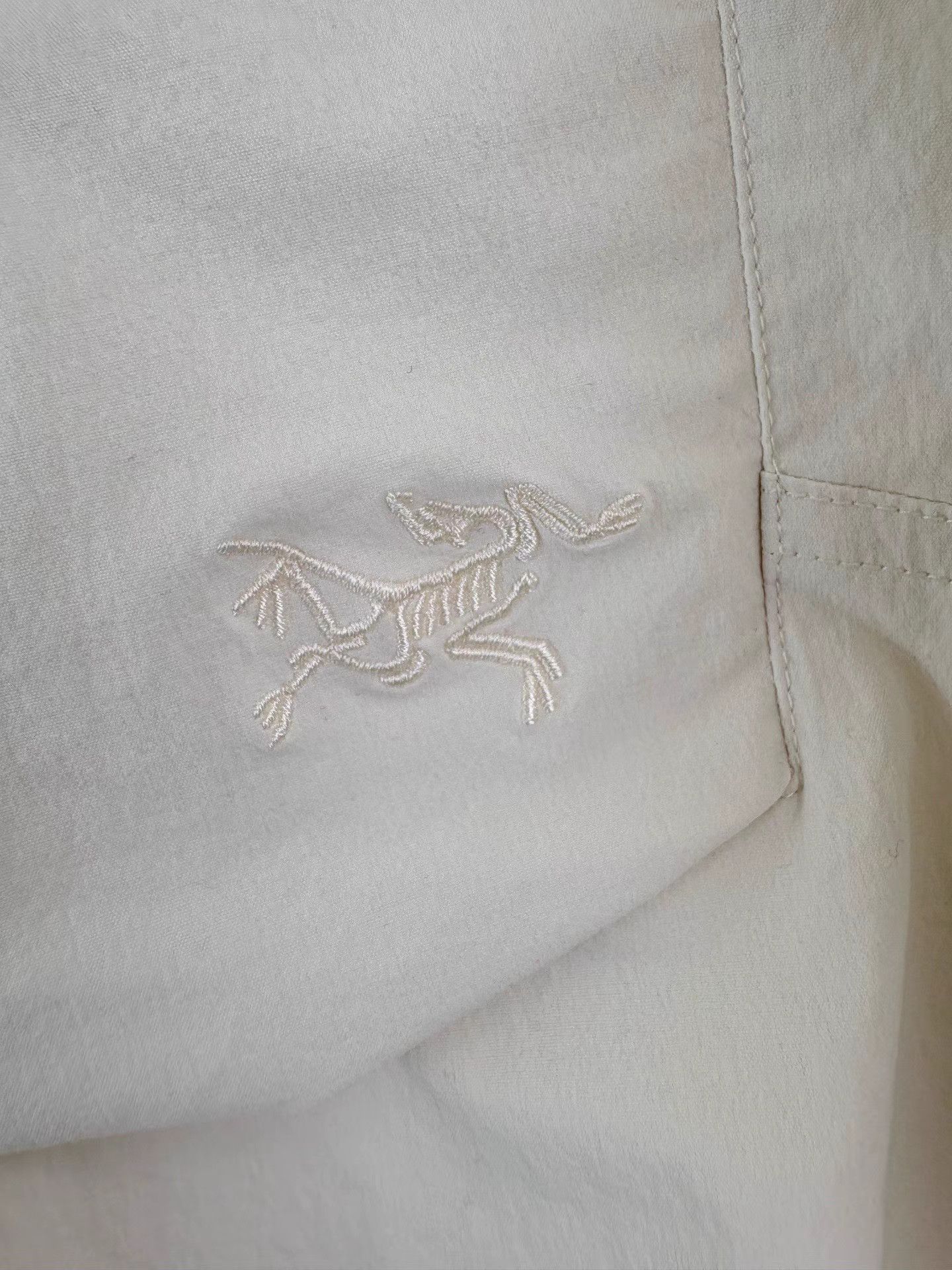 Arc'teryx ARCTERYX LEUTIA PANT Polar White Cargo Pants Size US 44 / EU 60 - 3 Thumbnail