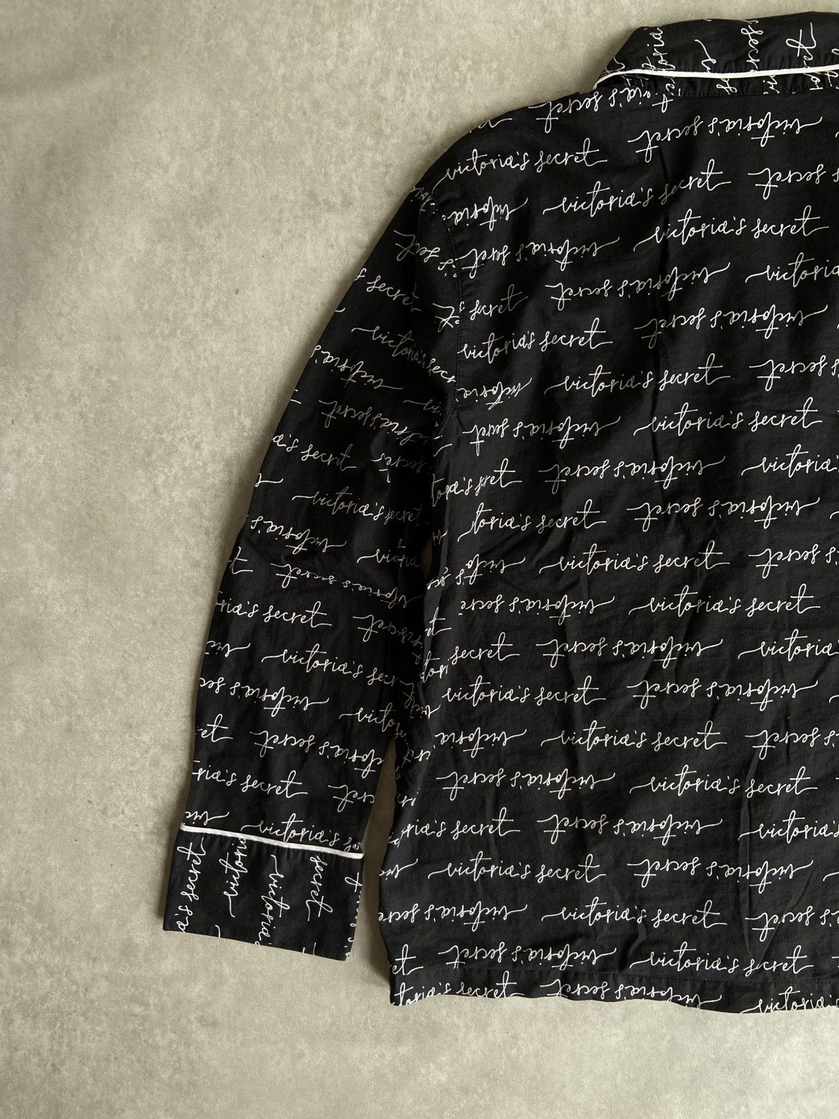 Designer × Victoria's Secret Victoria Secret Script Black Pajama Longsleeve Size M / US 6-8 / IT 42-44 - 11 Thumbnail