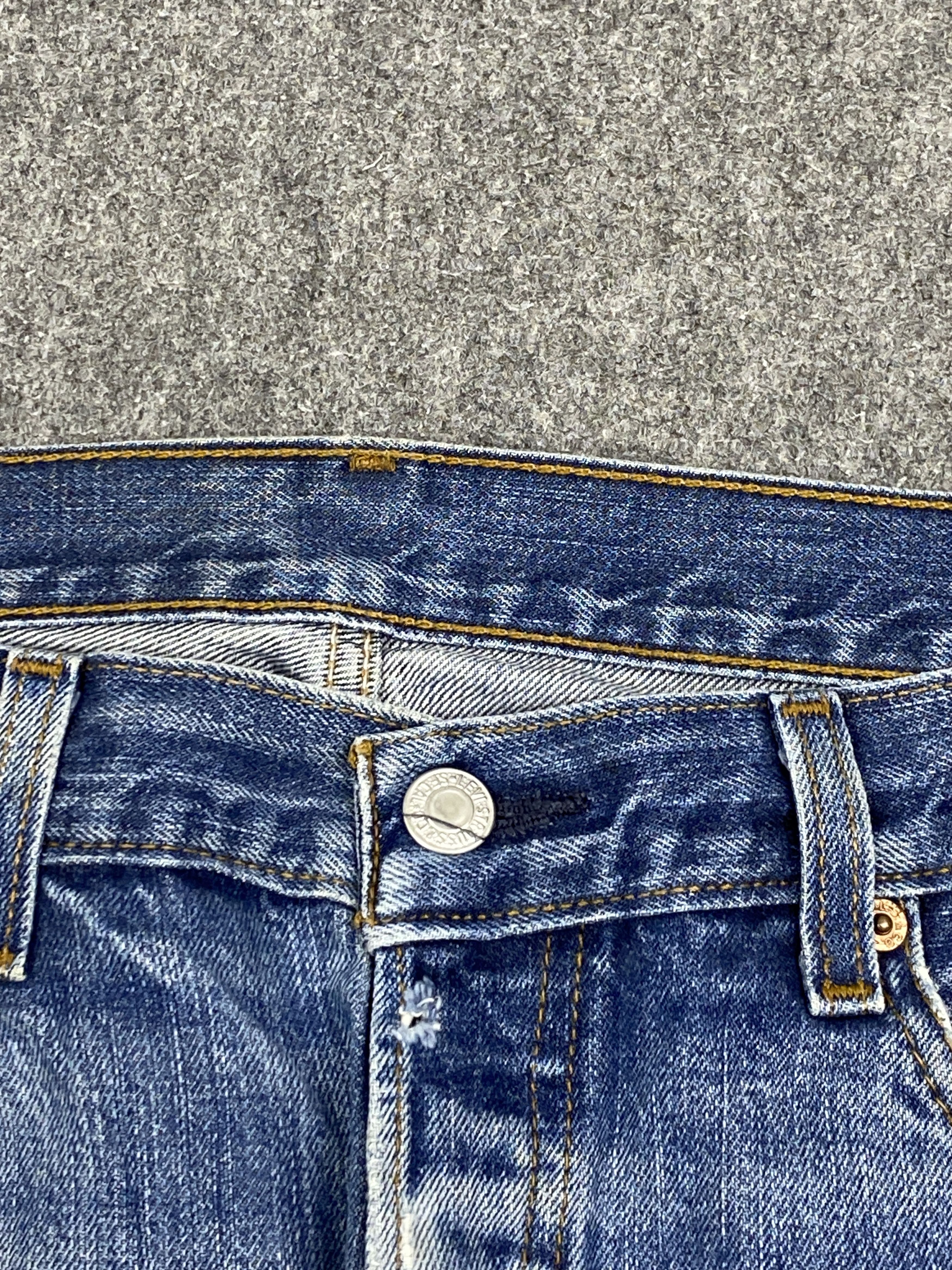 Levi's Vintage Dirty Distressed levis 501 Jeans DP2832 Size US 33 - 13 Thumbnail