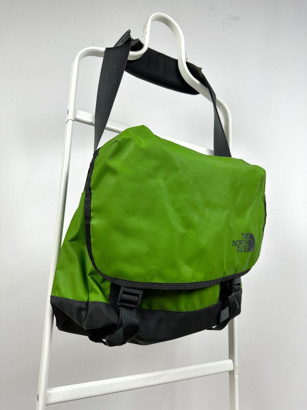 The North Face Vintage The North Face Green Crossbody Messenger Bag Size ONE SIZE - 5 Thumbnail