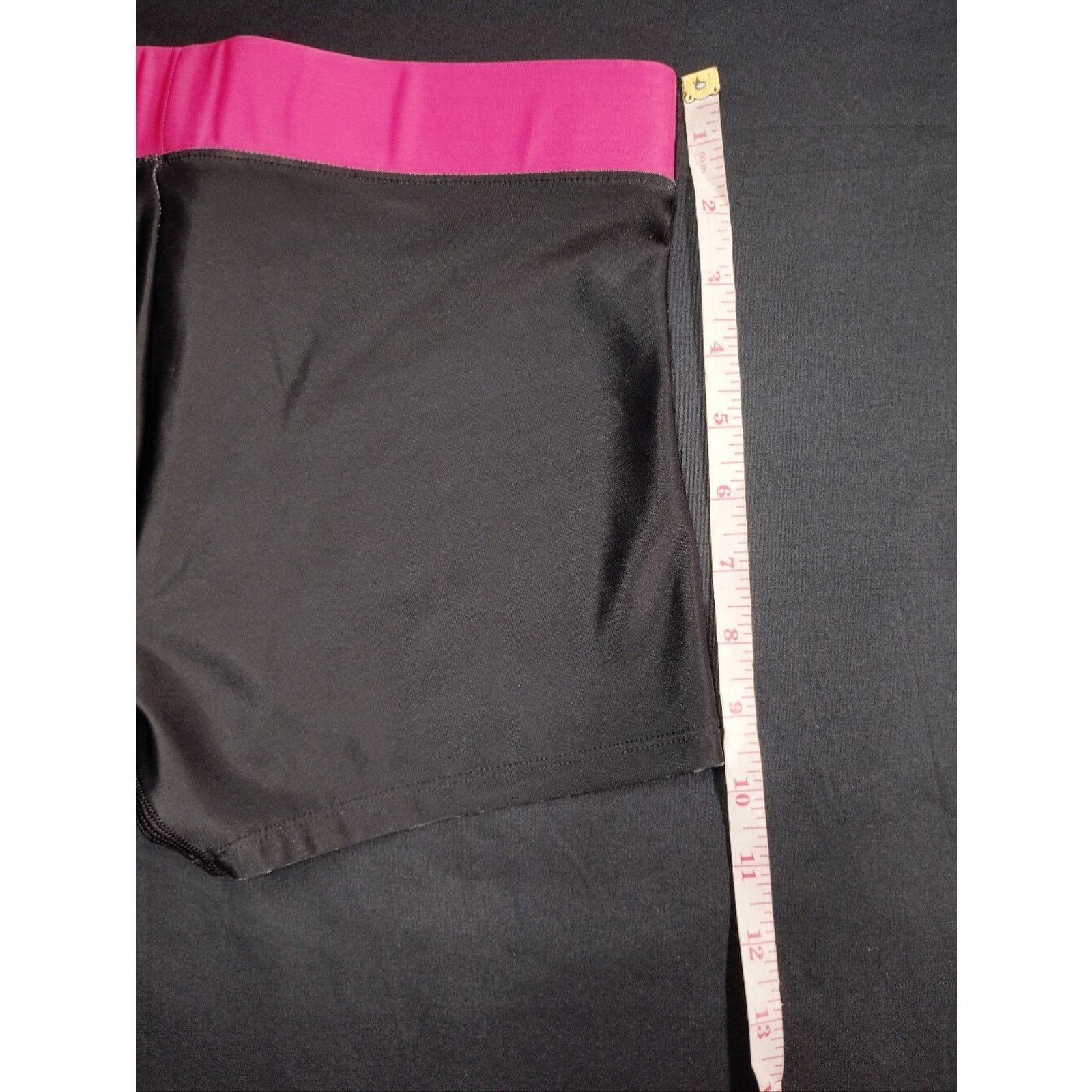 Under Armour Under Armour Women’s Black Shorts with Pink Waistband & Logo Size 26" / US 2 / IT 38 - 7 Thumbnail